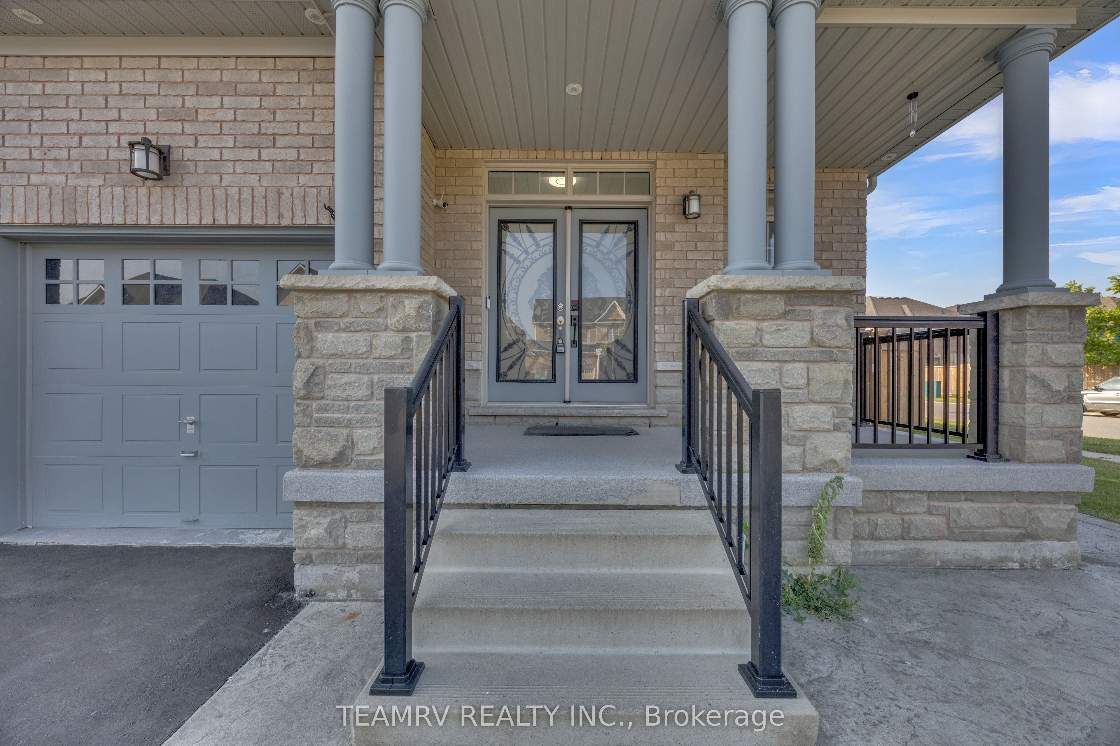 1161 Upper Thames Drive, Woodstock, ON N4T 0L4 photo 5