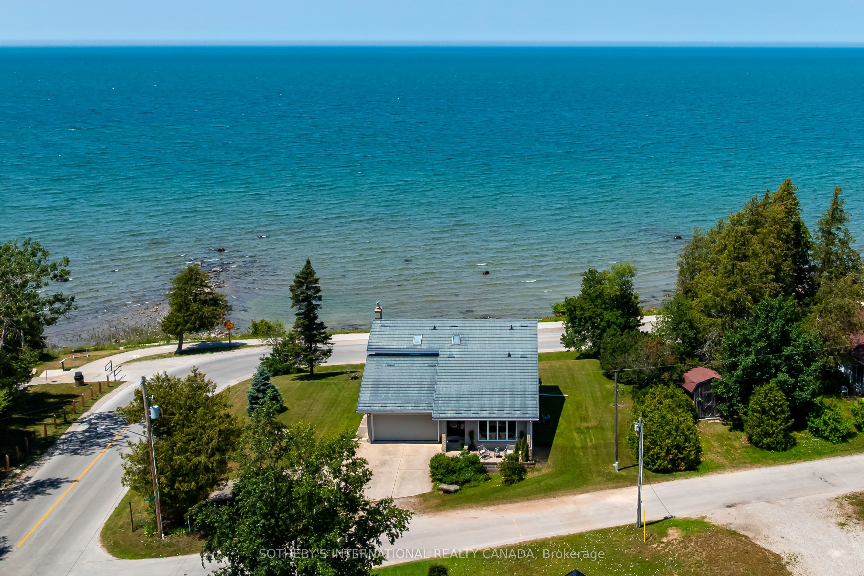 71 McVicar Street, Saugeen Shores, ON N0H 2C6