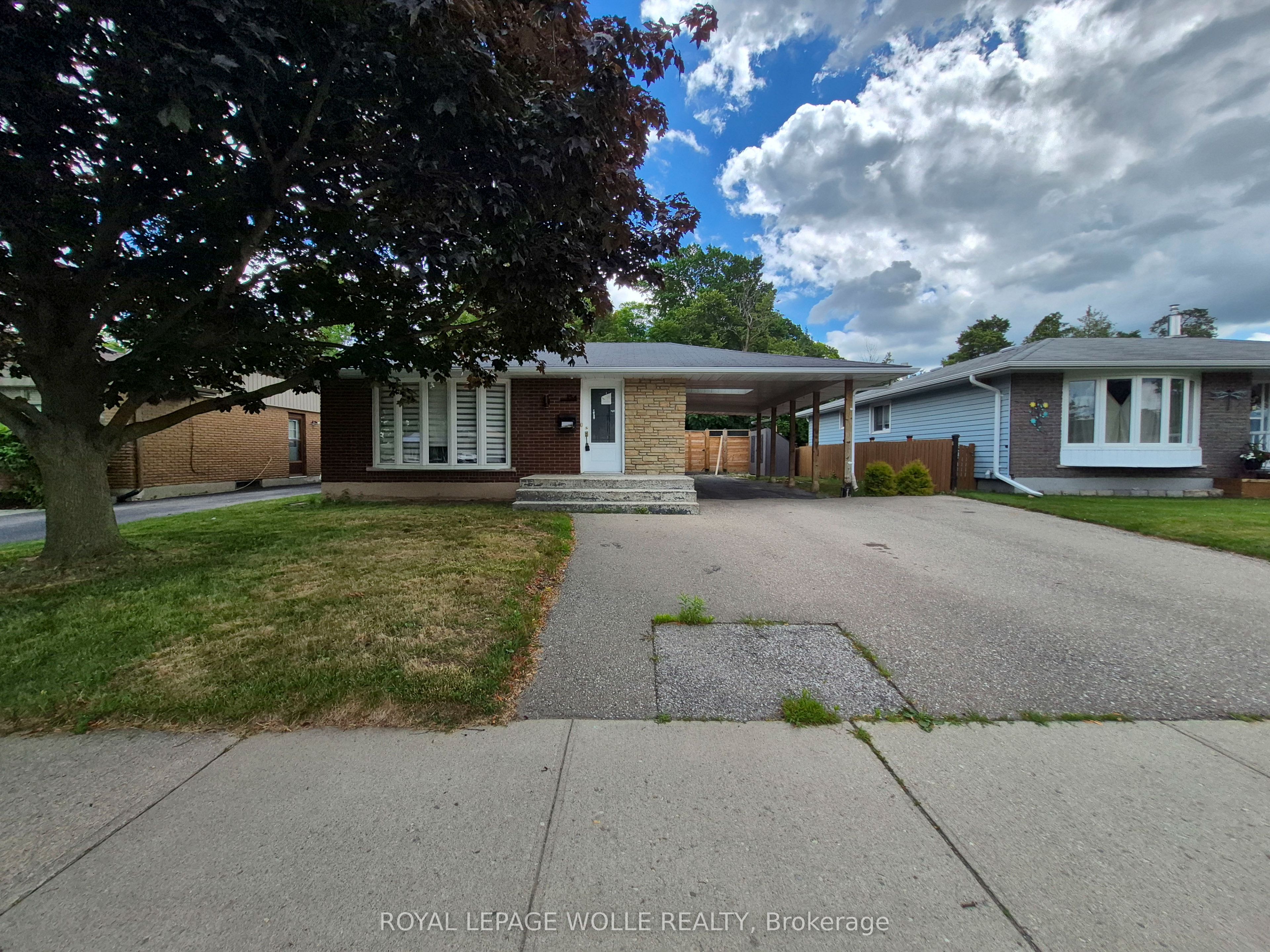154 Appalachian Crescent, Kitchener, ON N2E 1A4