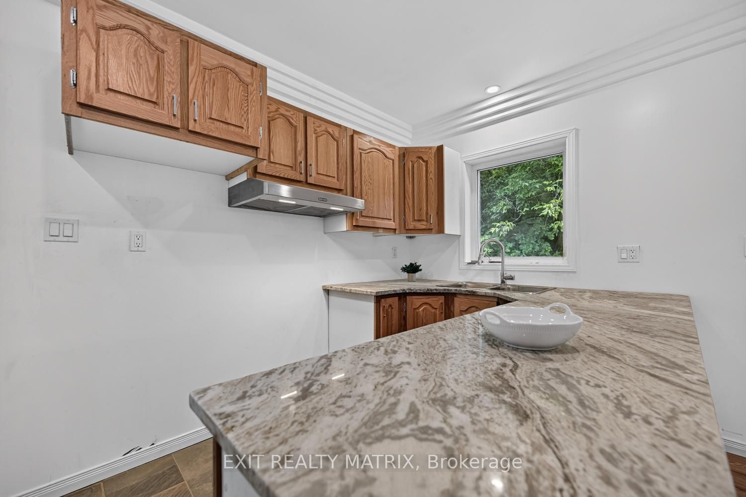 96 George Street, Lanark Highlands, ON K0G 1K0 photo 2