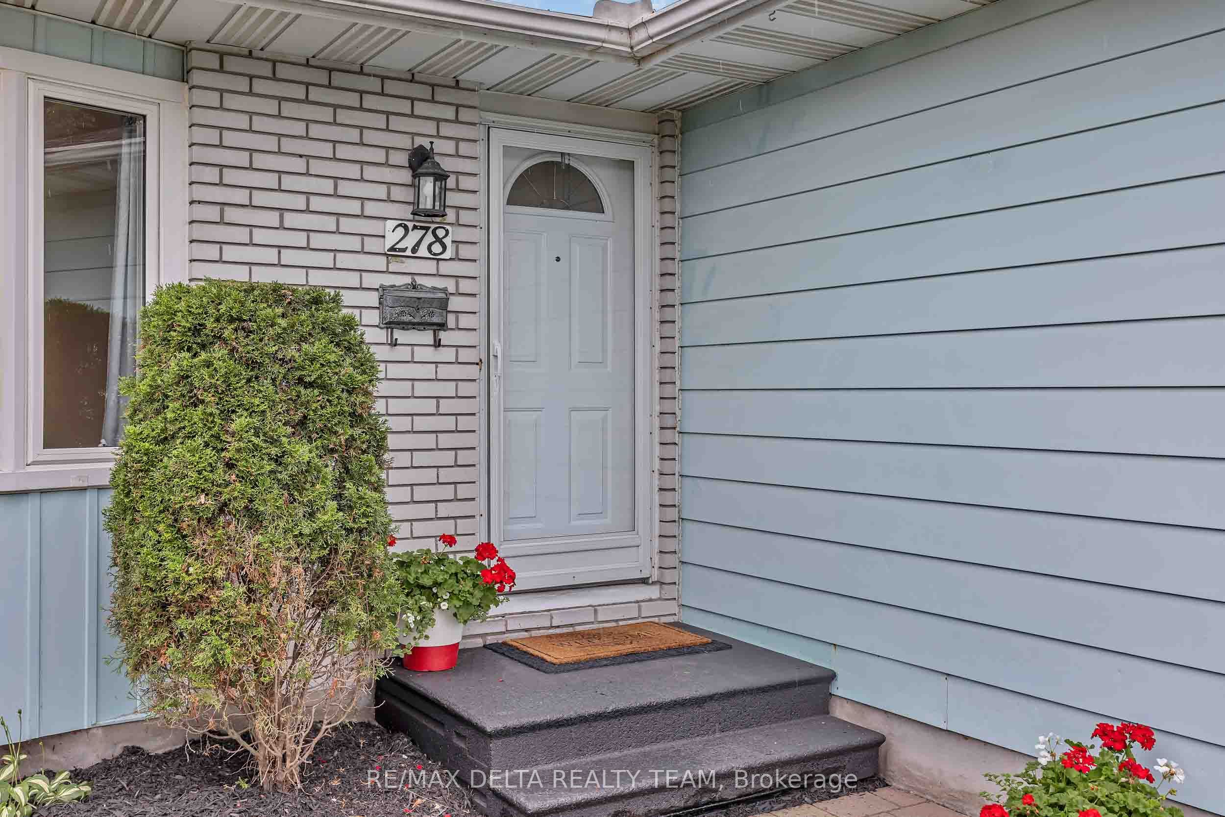 278 Gleneagles Avenue, Orleans - Cumberland and Area, ON K1E 1L8 photo 2
