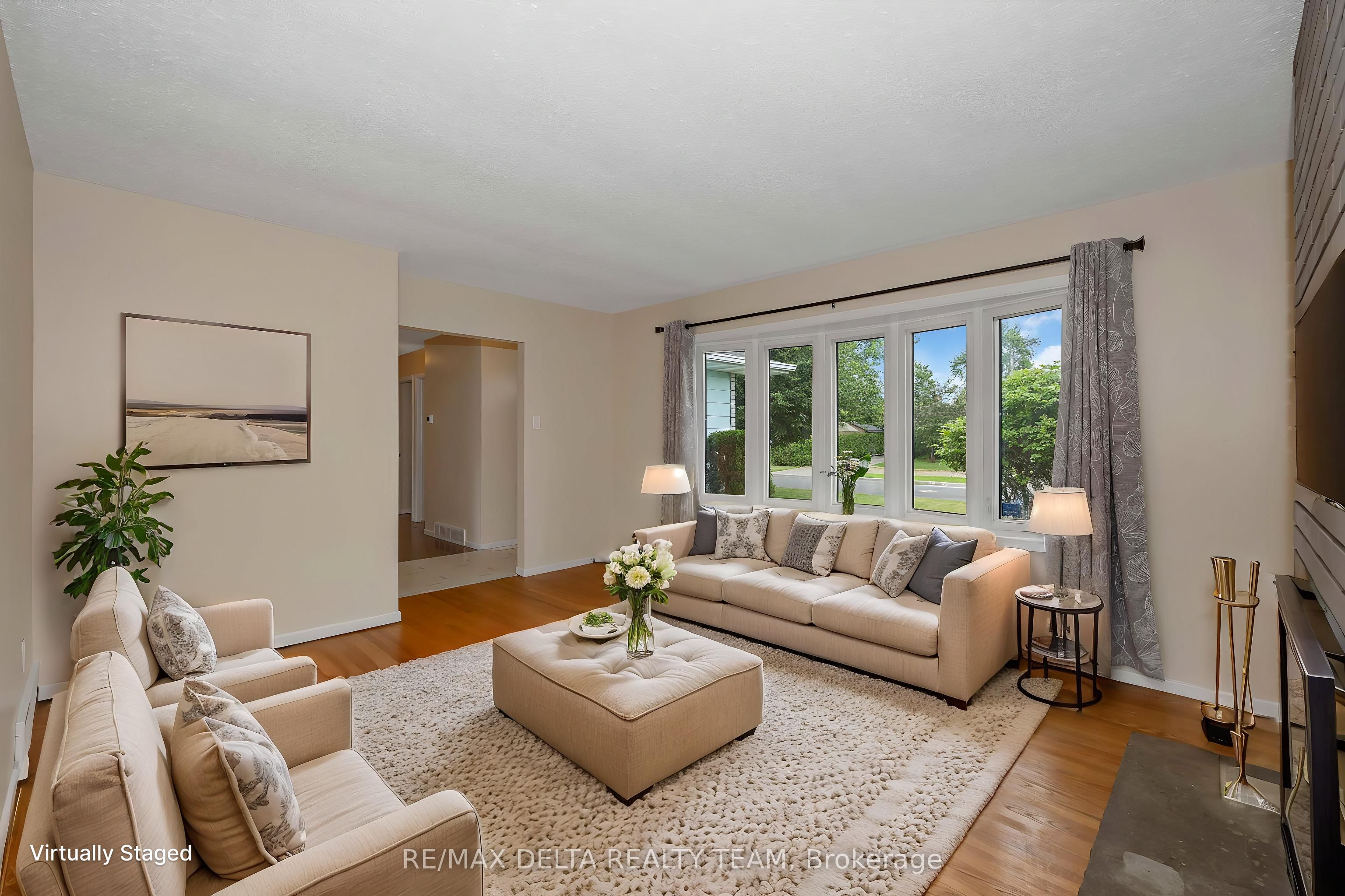 278 Gleneagles Avenue, Orleans - Cumberland and Area, ON K1E 1L8 photo 4