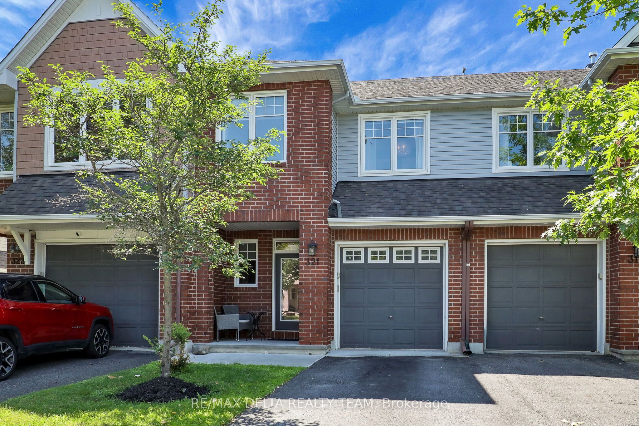 321 Widgeon Way, Blossom Park - Airport and Area, ON K1T 0G1