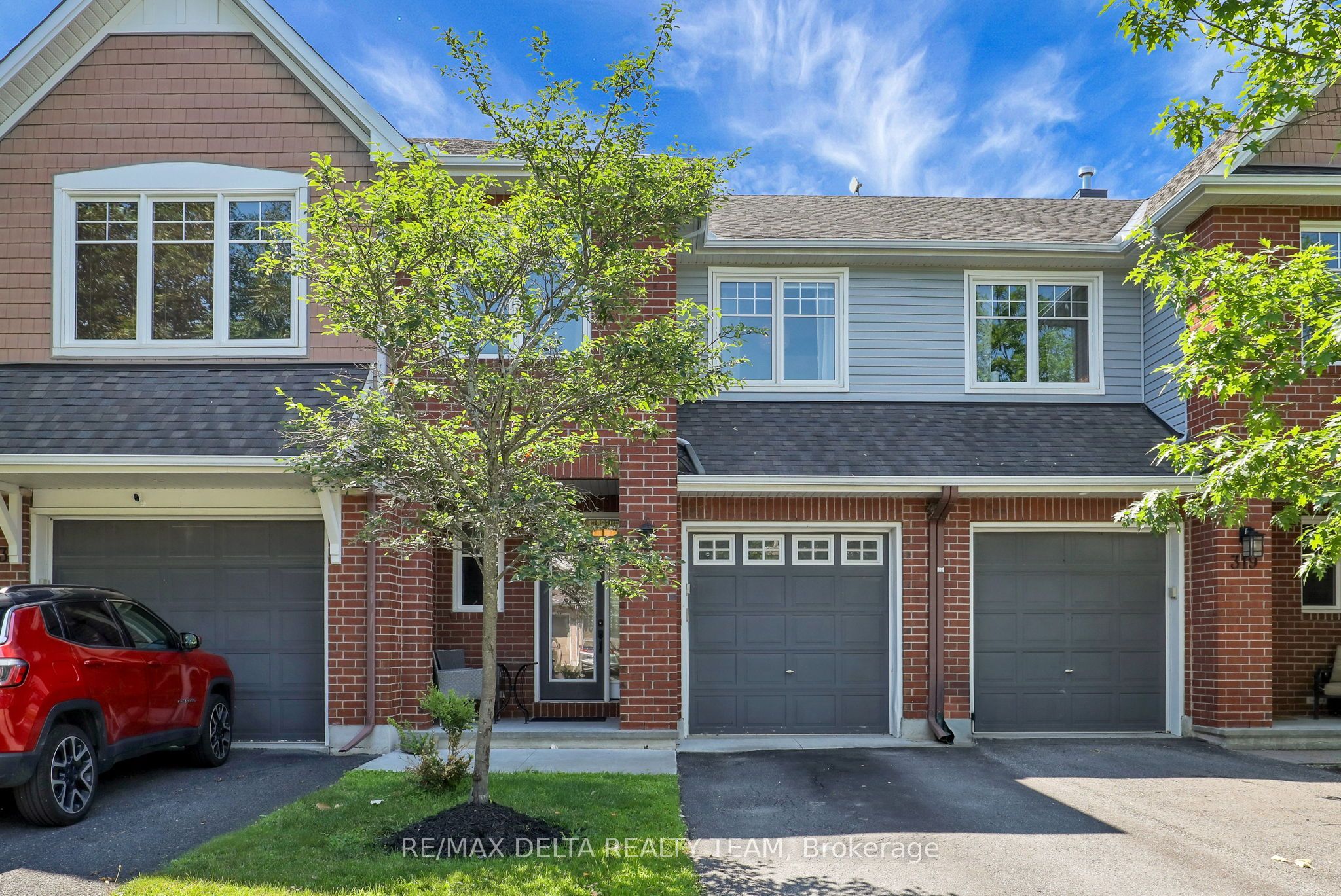 321 Widgeon Way, Blossom Park - Airport and Area, ON K1T 0G1 photo 2
