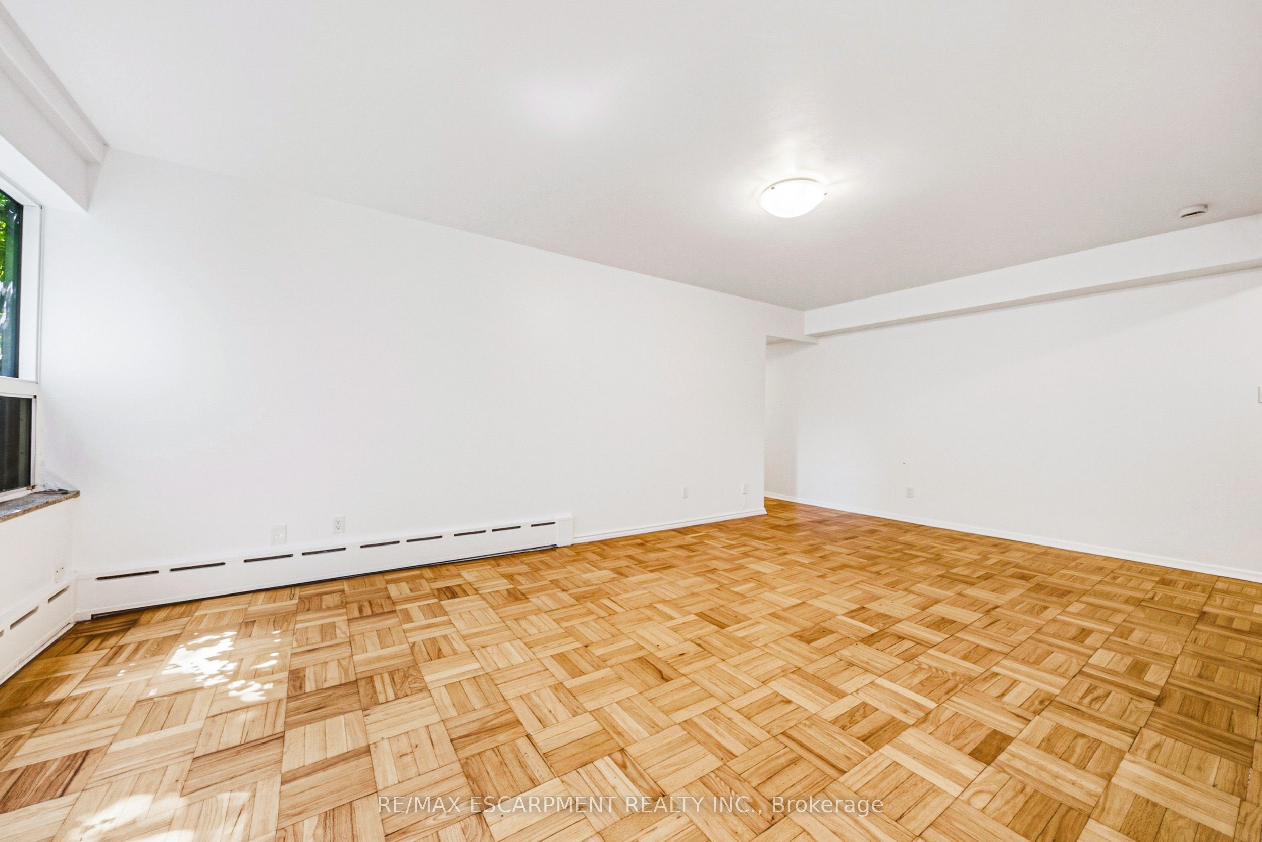 325A James Street S 107, Hamilton, ON L8P 3B7 photo 5