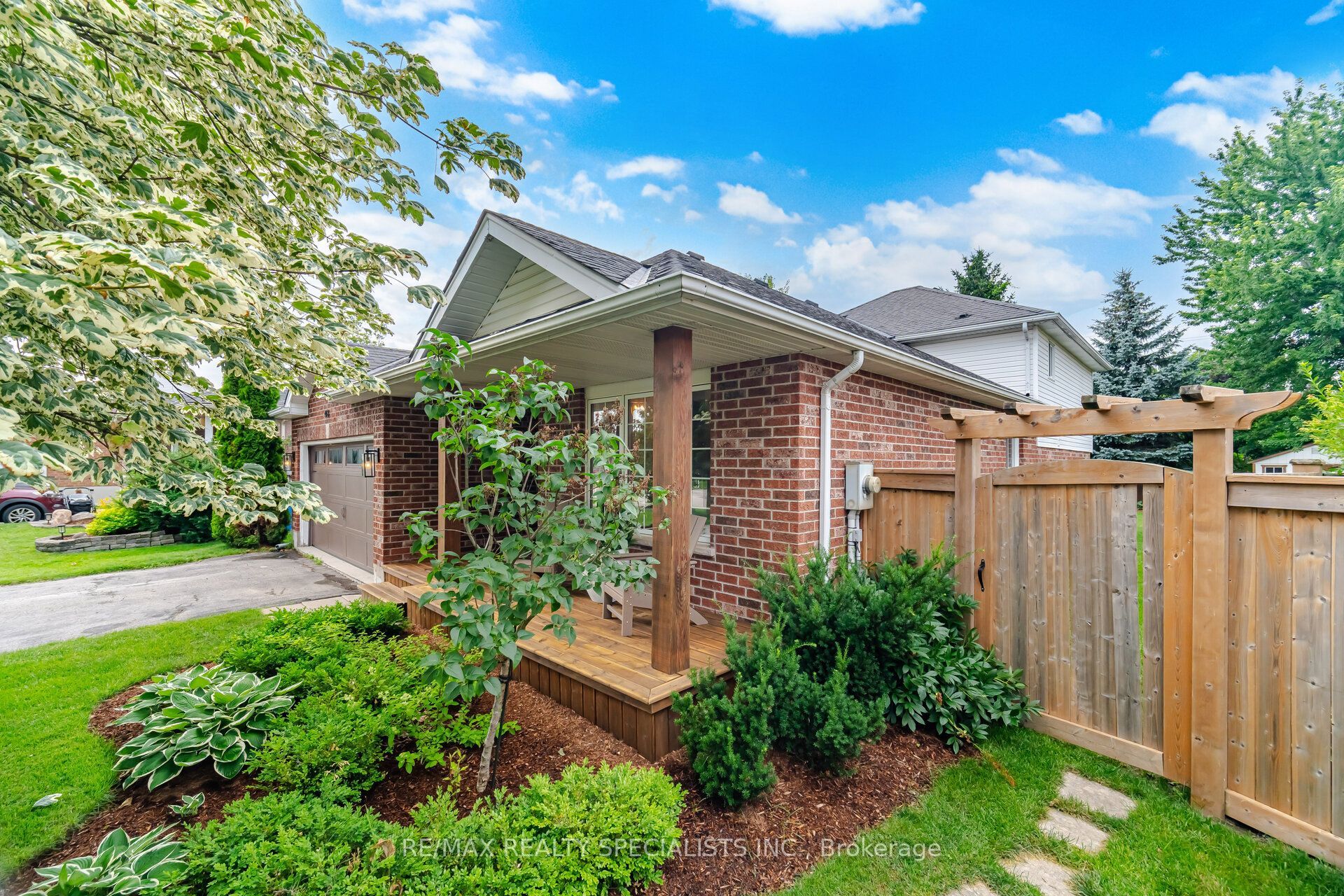 408 Flannery Drive, Centre Wellington, ON N1M 3P4 photo 2