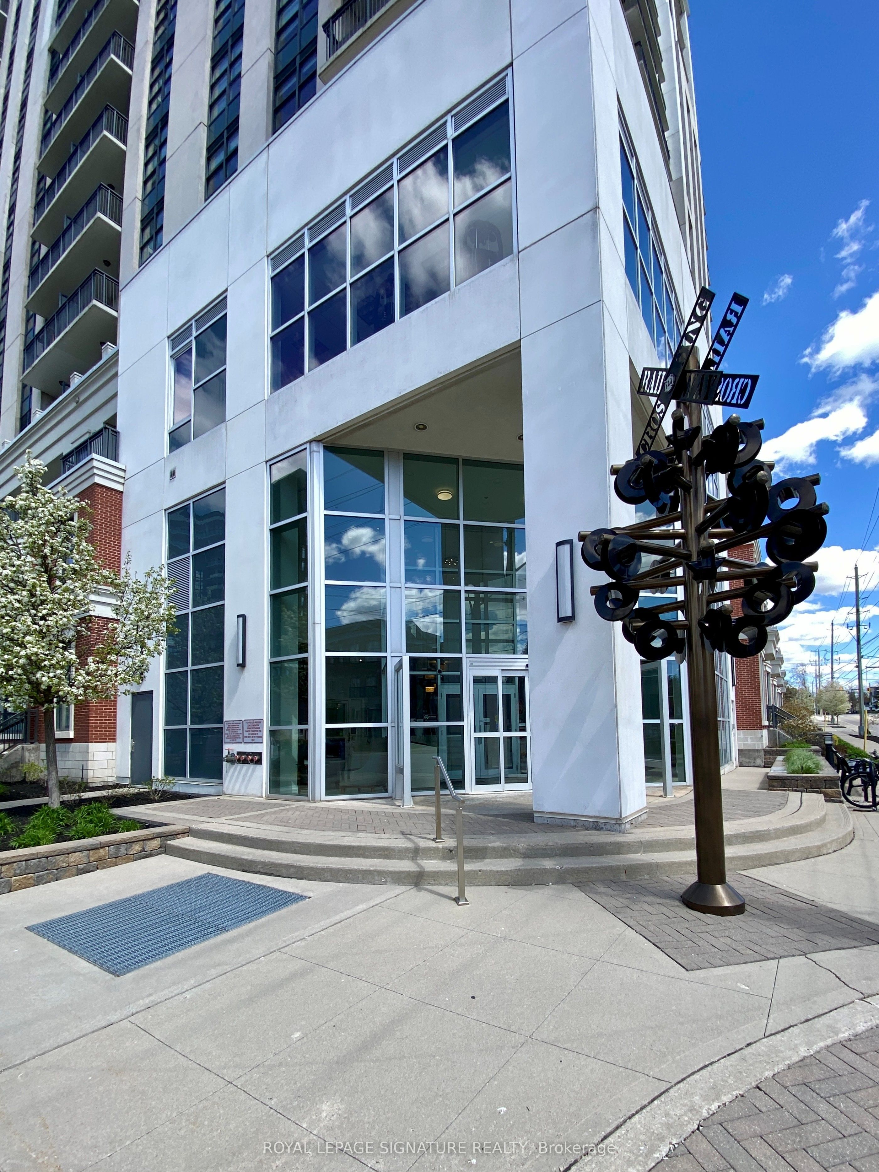 144 Park Street 506, Waterloo, ON N2L 0B6 photo 3