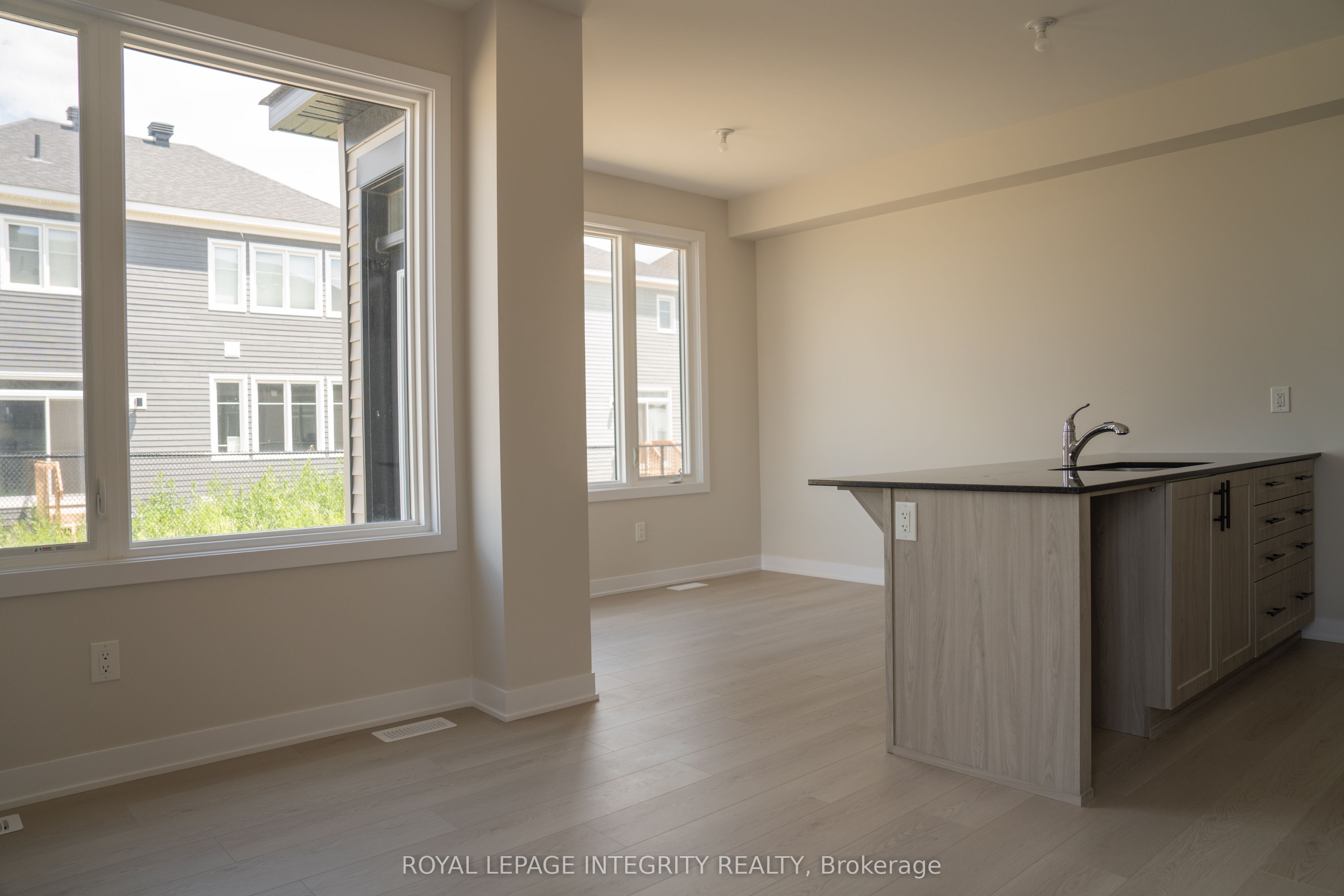 735 HAFLINGER Row, Stittsville - Munster - Richmond, ON K0A 2Z0 photo 4