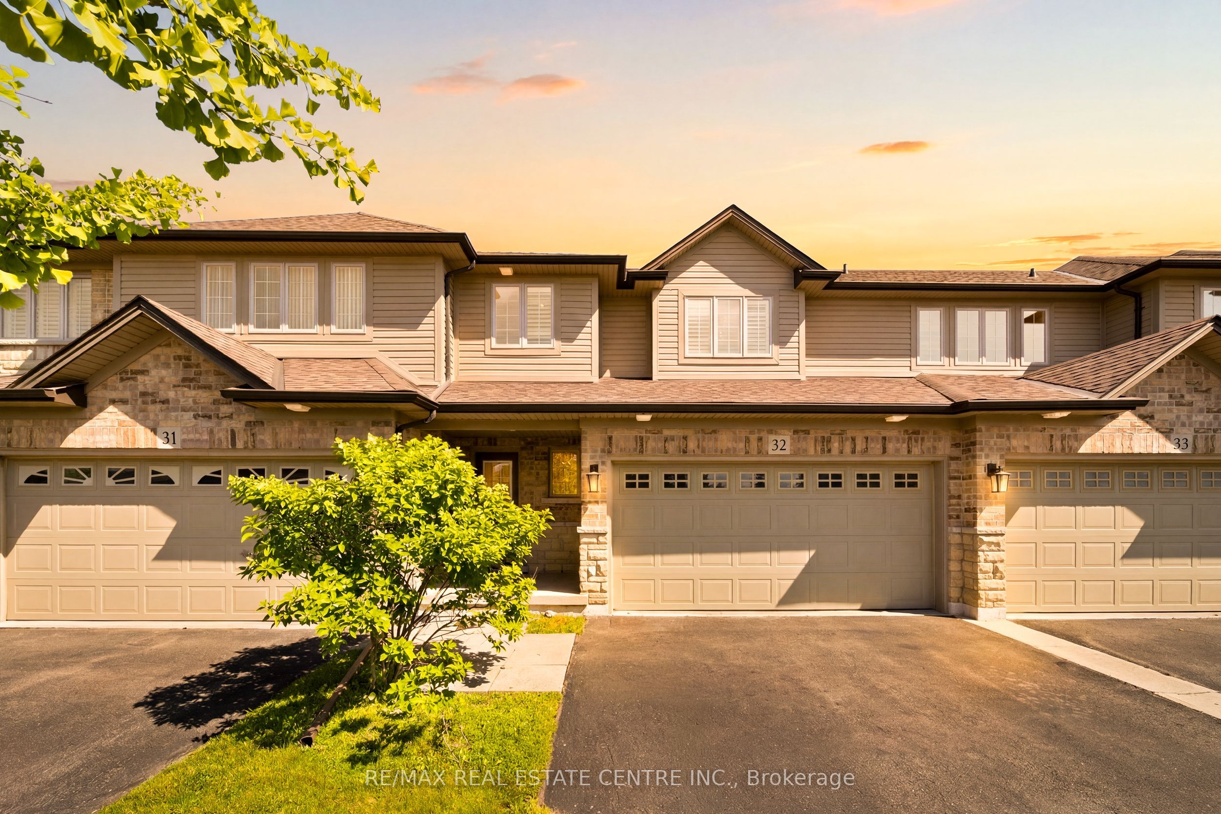 441 Stonehenge Drive 32, Hamilton, ON L9K 0B1 photo 4
