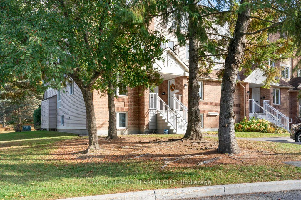 6754 Jeanne D'Arc Boulevard N B, Orleans - Convent Glen and Area, ON K1C 6E9 photo 4