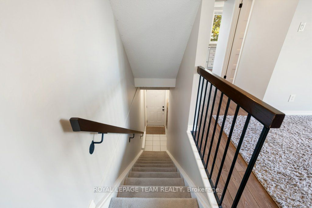 6754 Jeanne D'Arc Boulevard N B, Orleans - Convent Glen and Area, ON K1C 6E9 photo 5