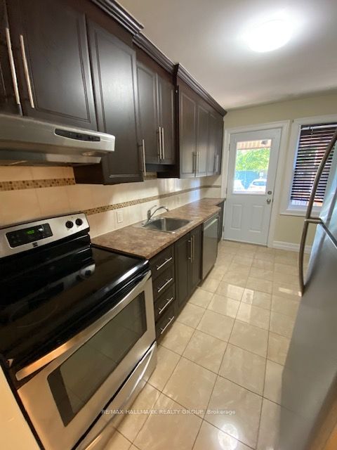 570 Gladstone Avenue 1, Ottawa Centre, ON K1R 5P3 photo 4