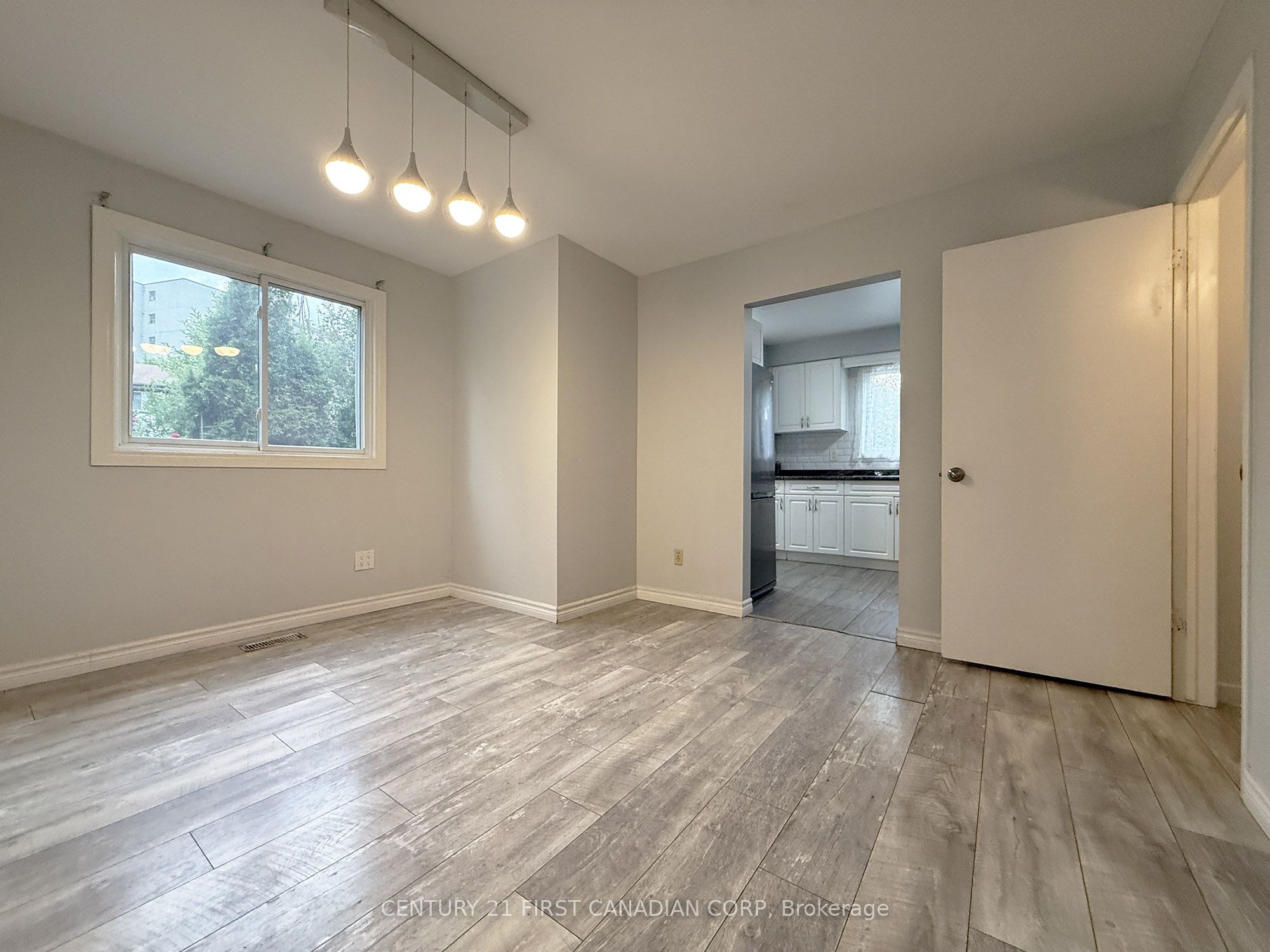 105 PATIENCE Crescent, London South, ON N6E 2K8 photo 4