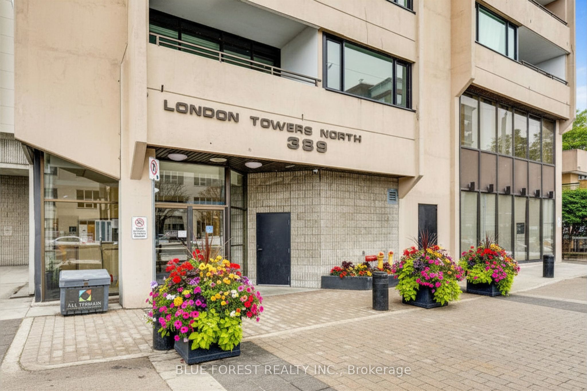 389 Dundas Street W 1705, London East, ON N6B 3L5 photo 2