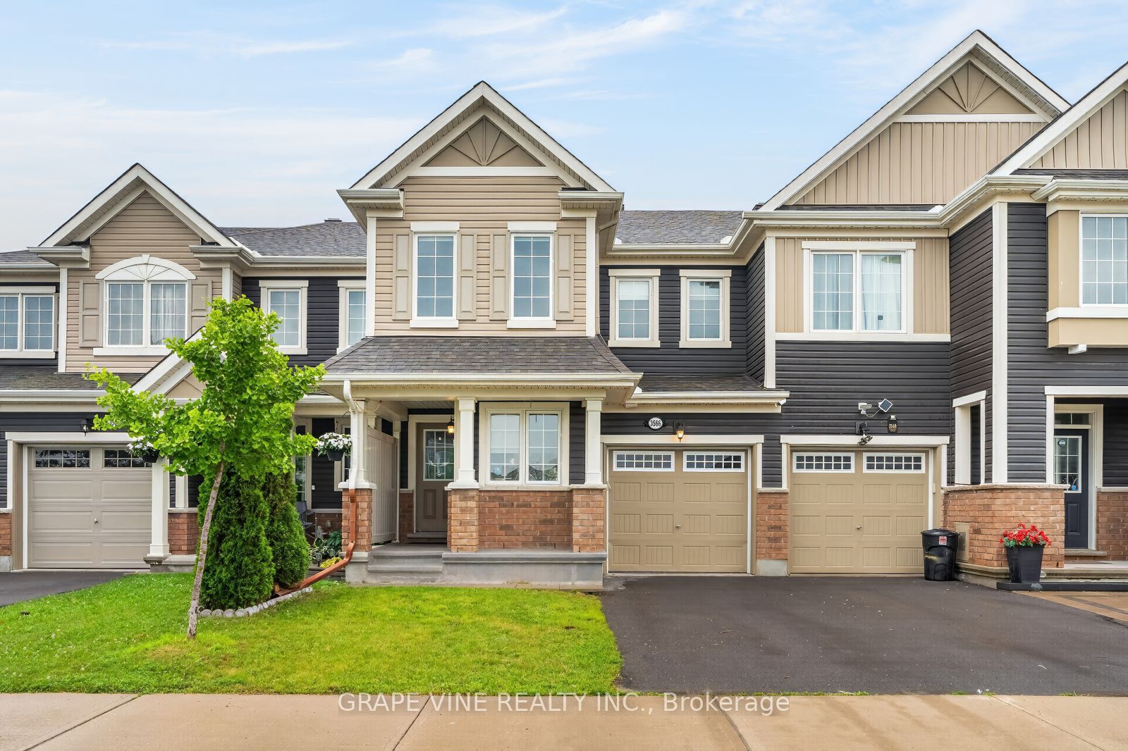 3566 River Run Avenue, Barrhaven, ON K2J 6J7