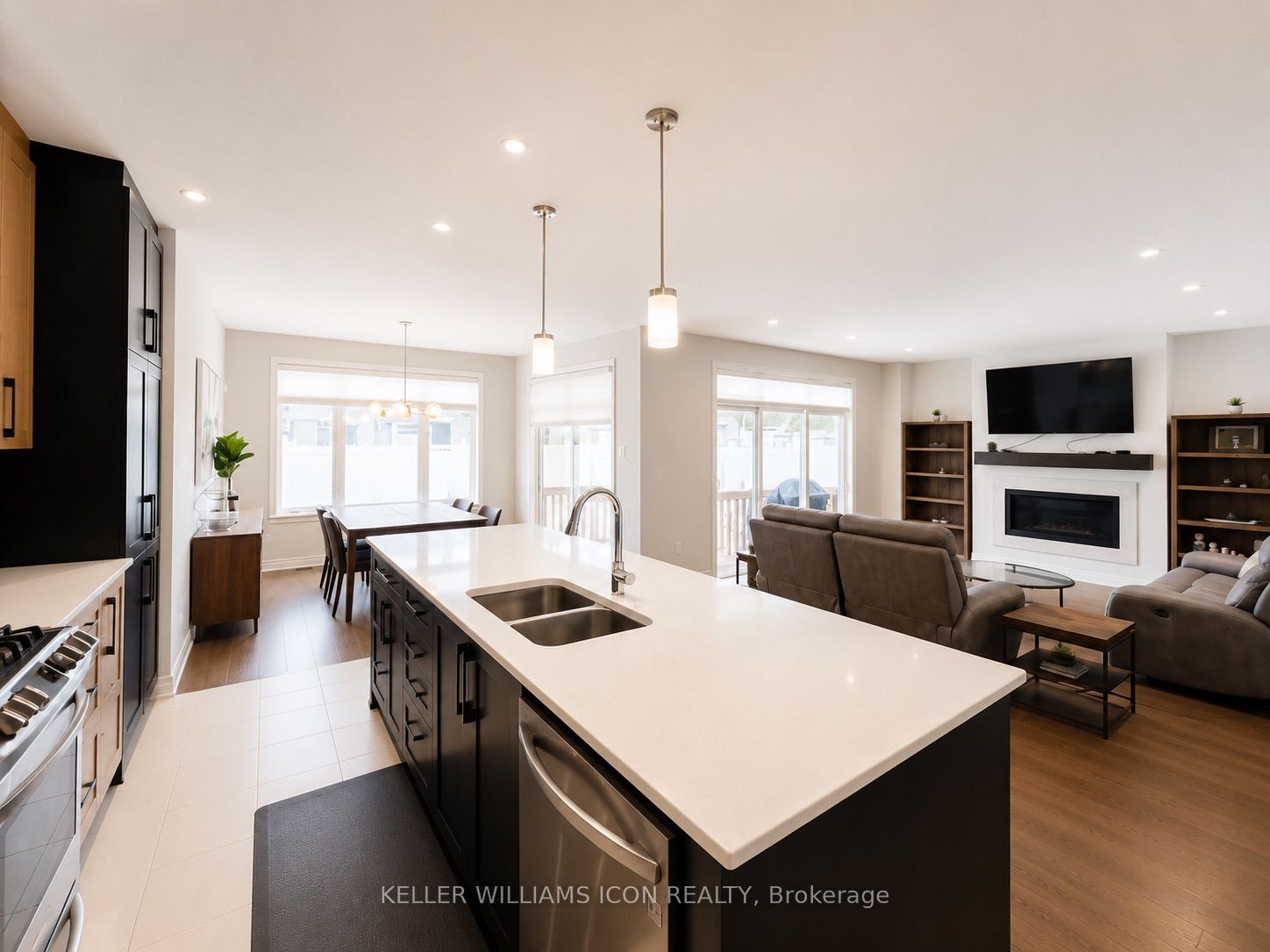 916 Ralph Hennessy Avenue, Blossom Park - Airport and Area, ON K4M 1B2 photo 5