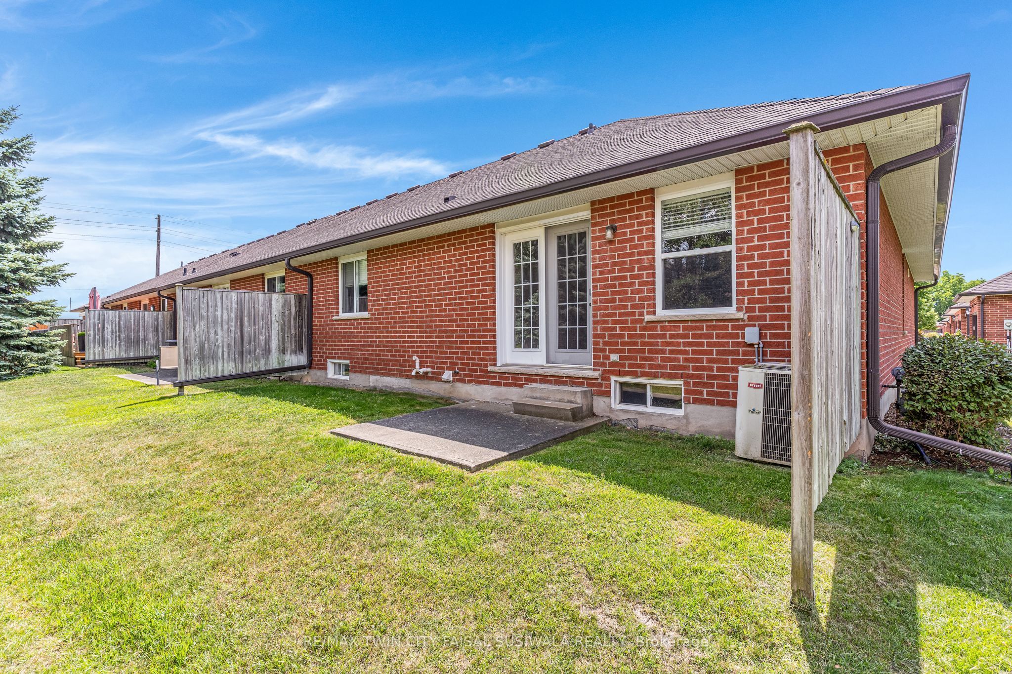 10 Isherwood Avenue 37, Cambridge, ON N1R 8L5 photo 5