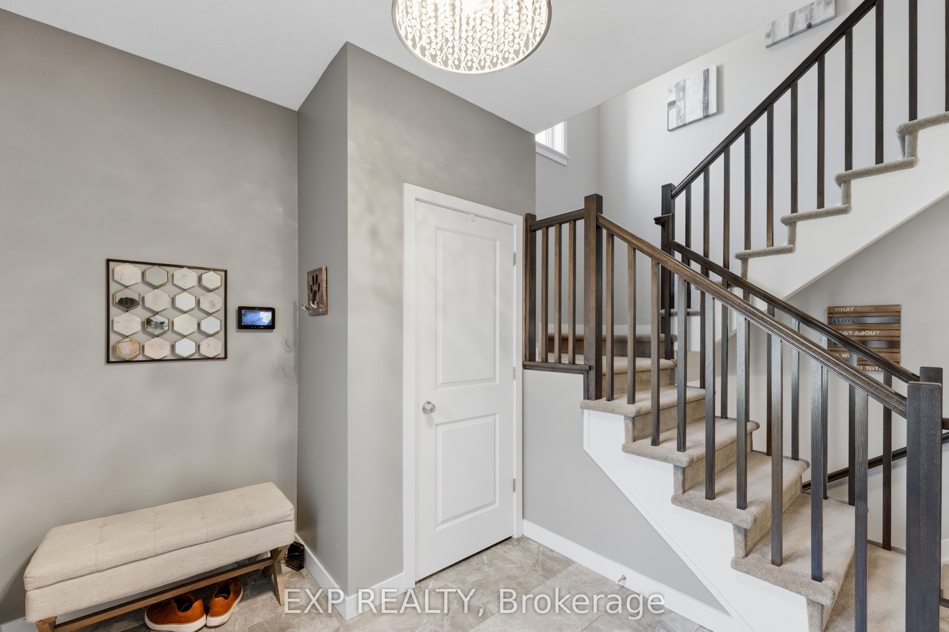 307 Oxer Place, Kanata, ON K2V 0C6 photo 4
