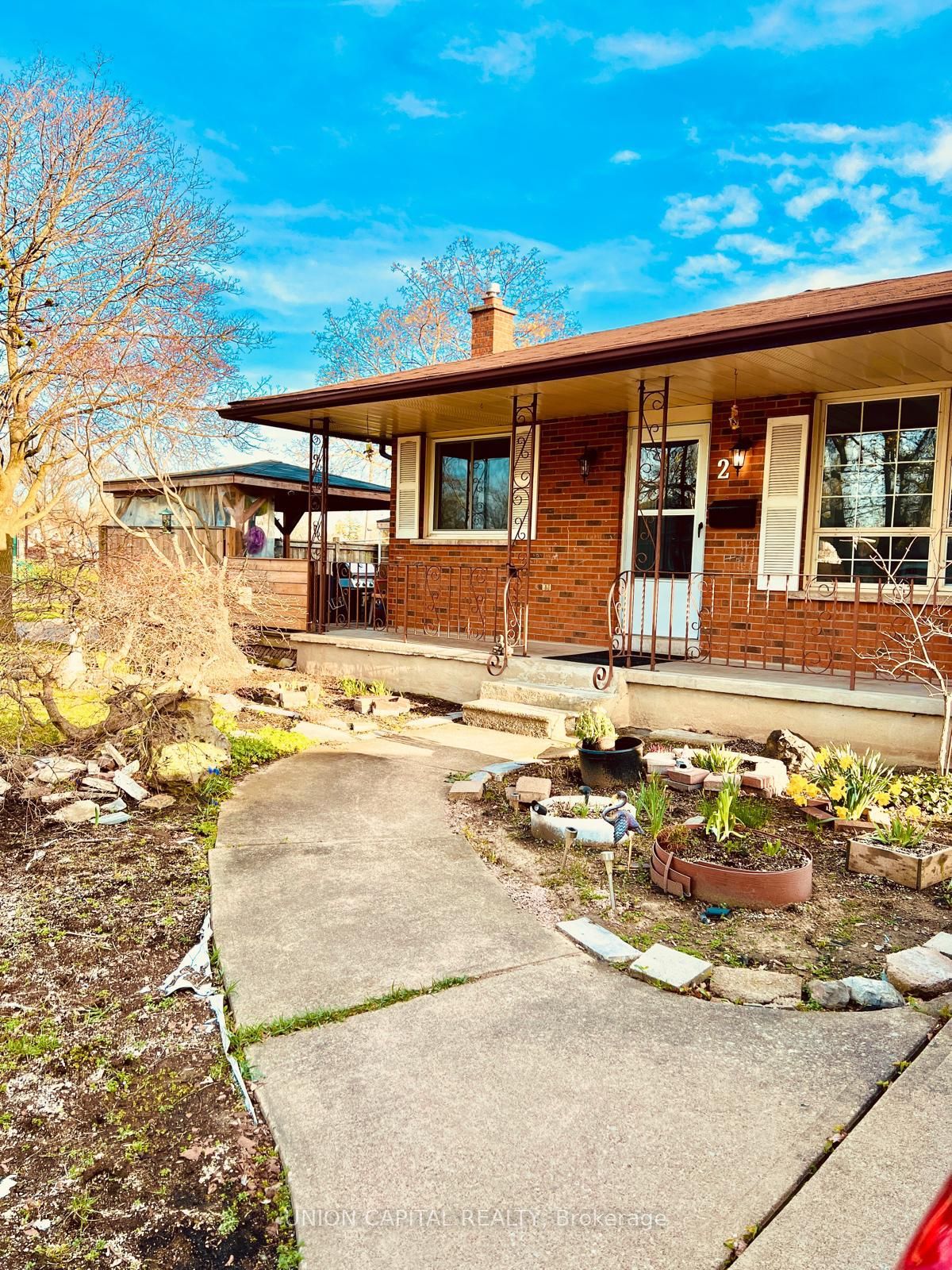 2 Shetland Crescent, St. Catharines, ON L2P 3P7 photo 2