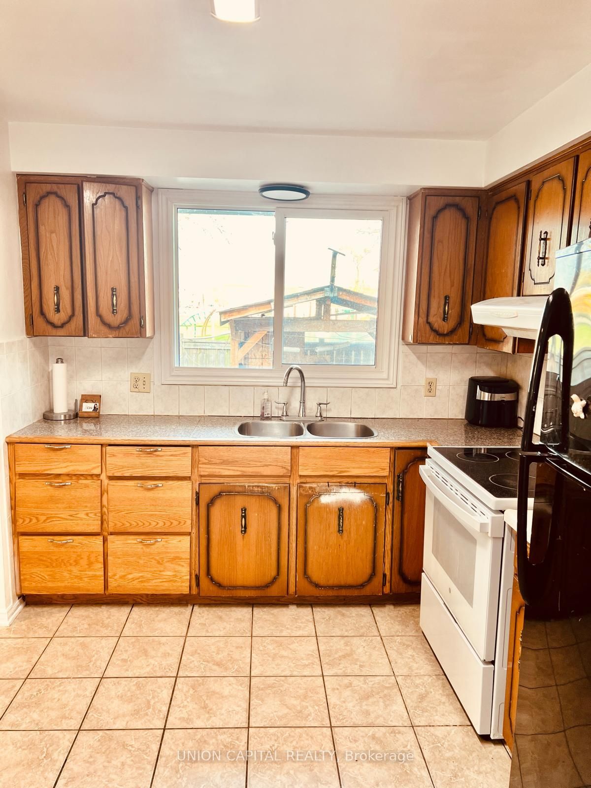 2 Shetland Crescent, St. Catharines, ON L2P 3P7 photo 4