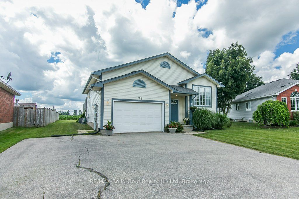 77 Lawrence Street, Wellesley, ON N0B 2T0 photo 2