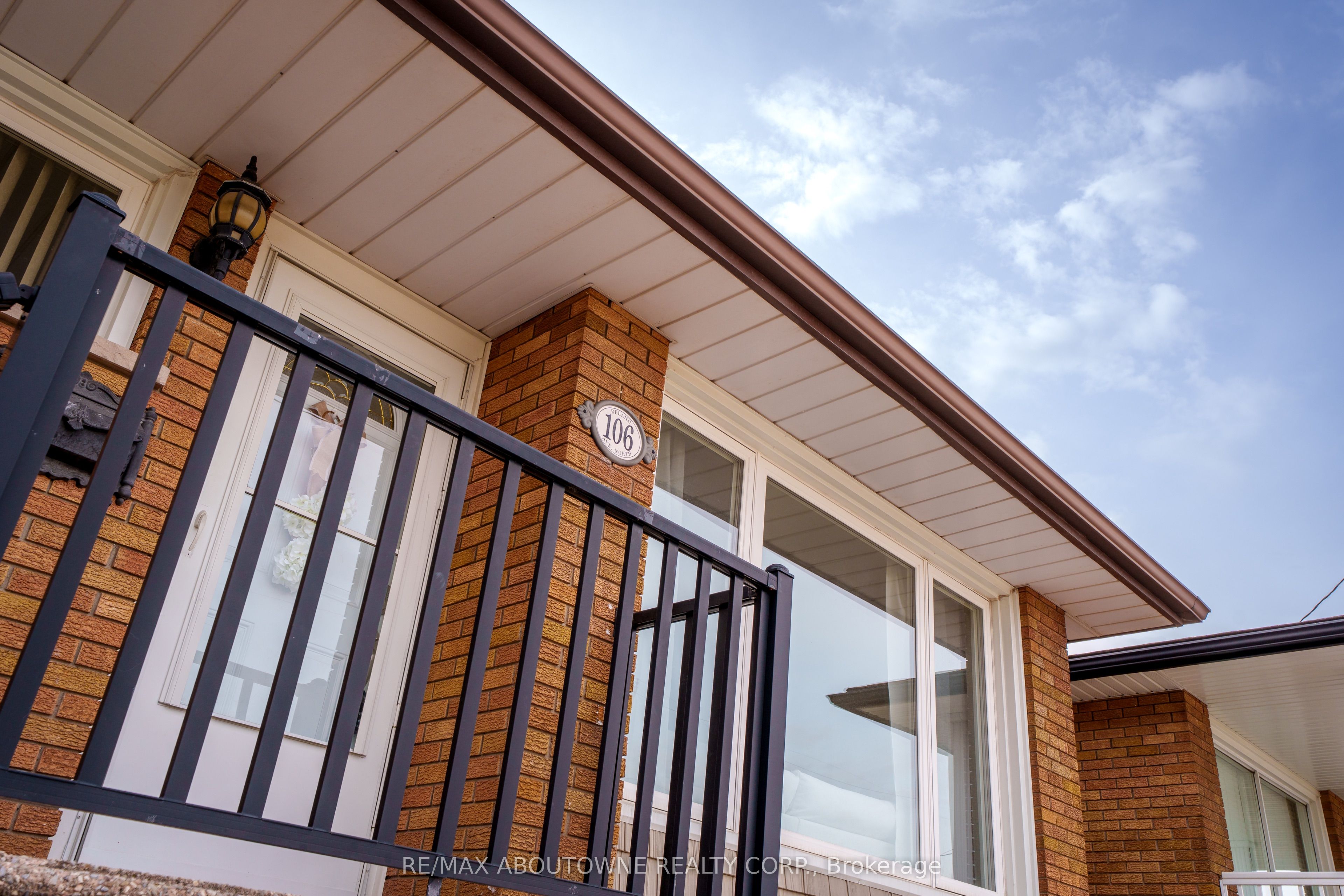 106 Beland Avenue N, Hamilton, ON L8H 6C1 photo 4