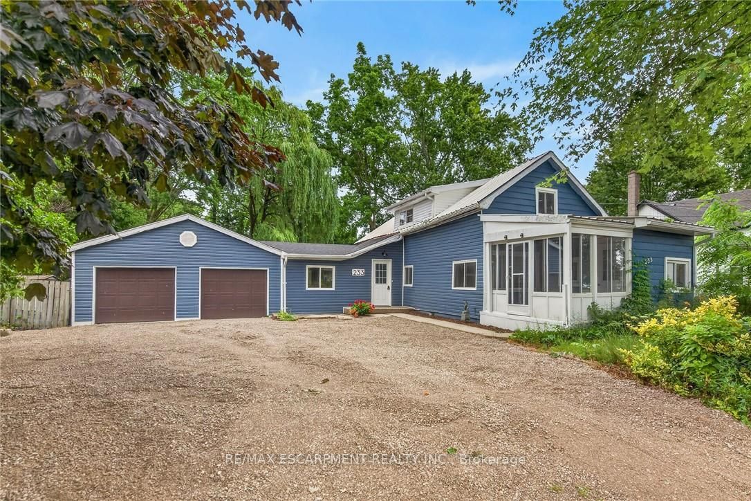 233 North Cayuga Street W, Haldimand, ON N1A 1P4 photo 2