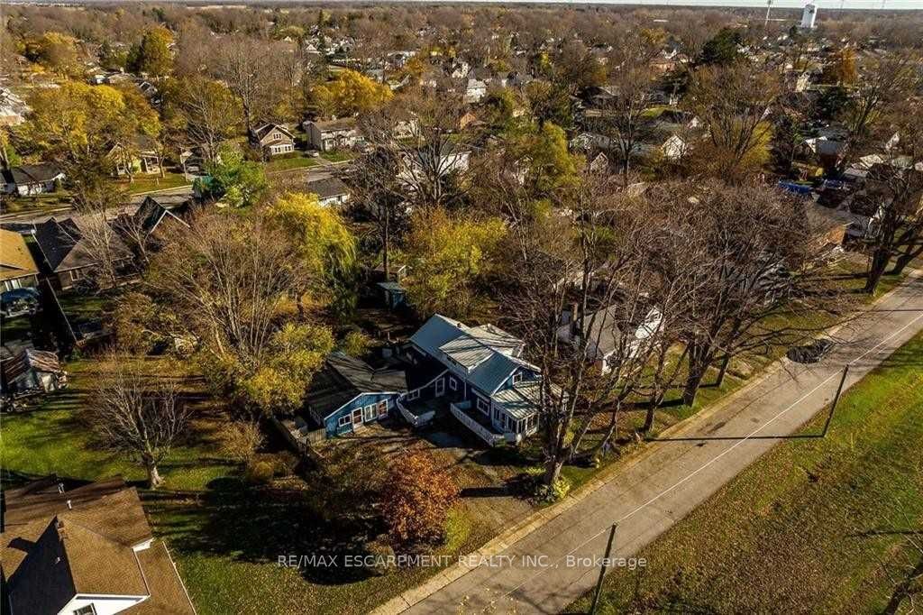 233 North Cayuga Street W, Haldimand, ON N1A 1P4 photo 3