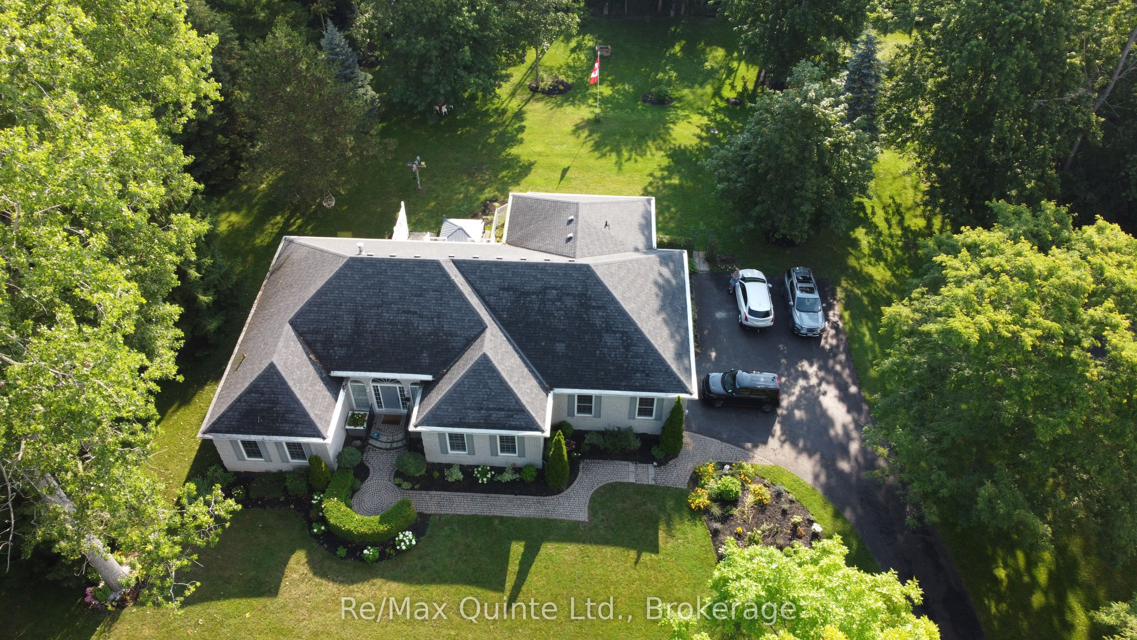 35 Penny Lane, Belleville, ON K8N 4Z4 photo 2