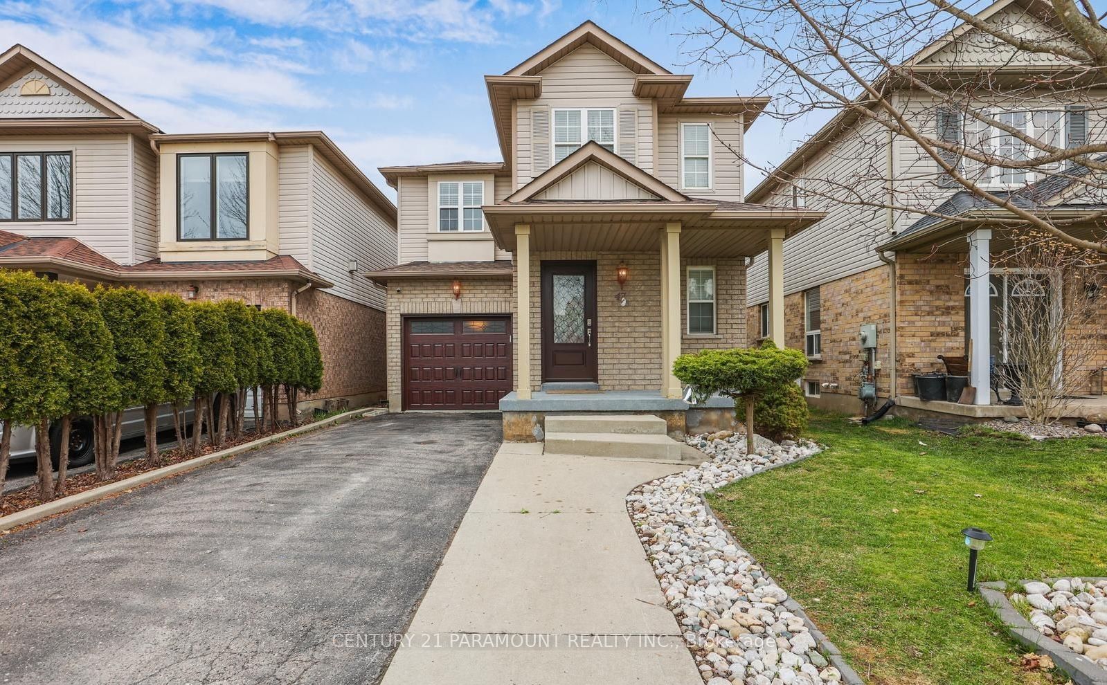 47 Flockhart Road N, Cambridge, ON N1P 1G2 photo 2