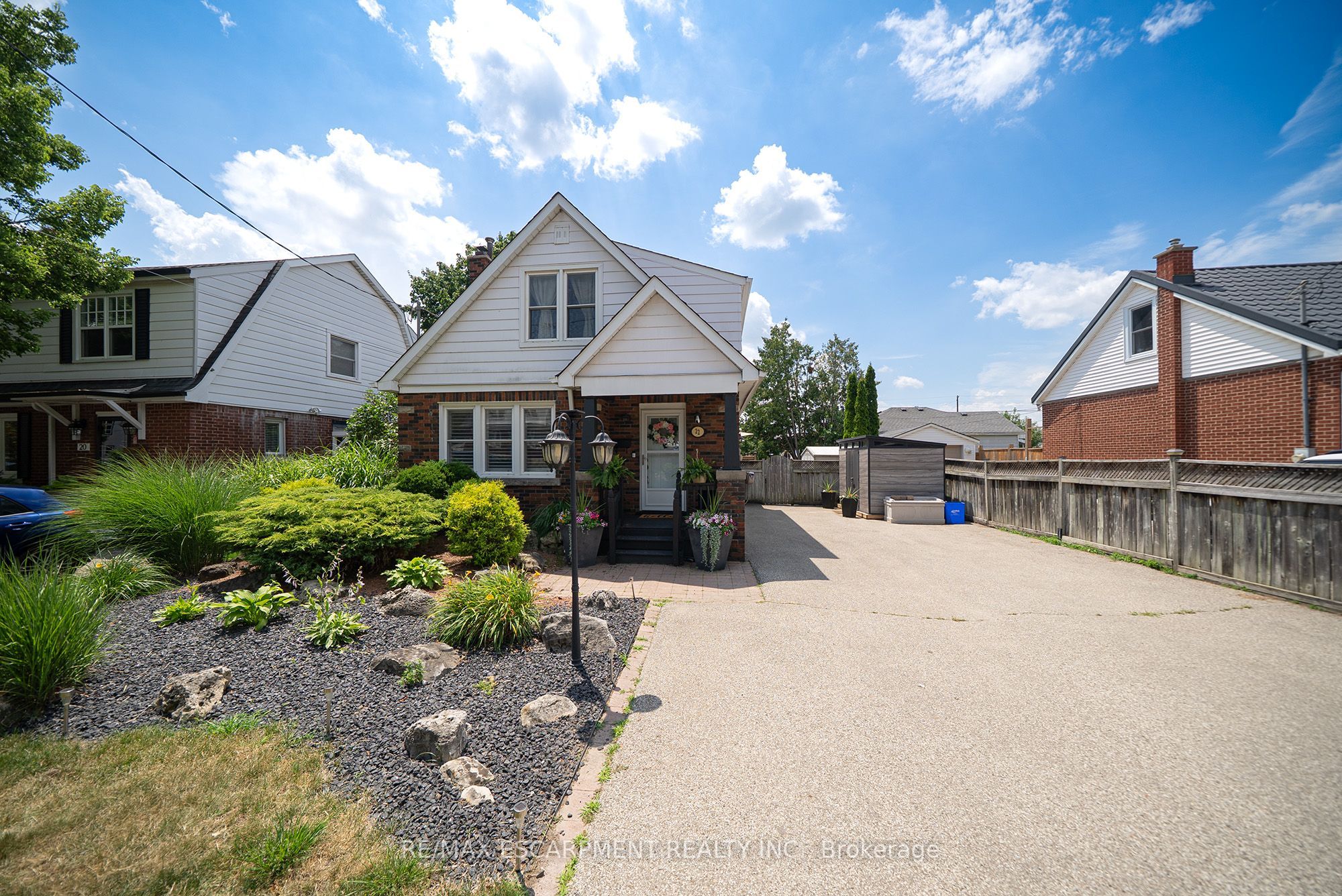 22 Burwell Street, Brantford, ON N3T 4T6 photo 4