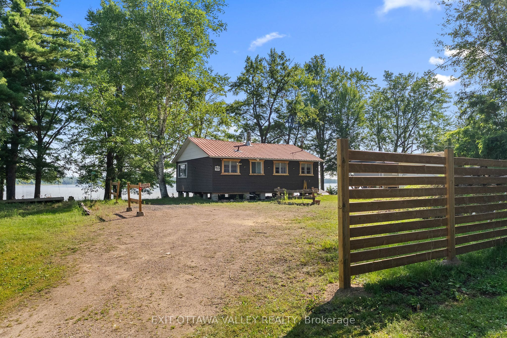 95 Sullivan Point Road, Laurentian Valley, ON K8A 6W2 photo 4