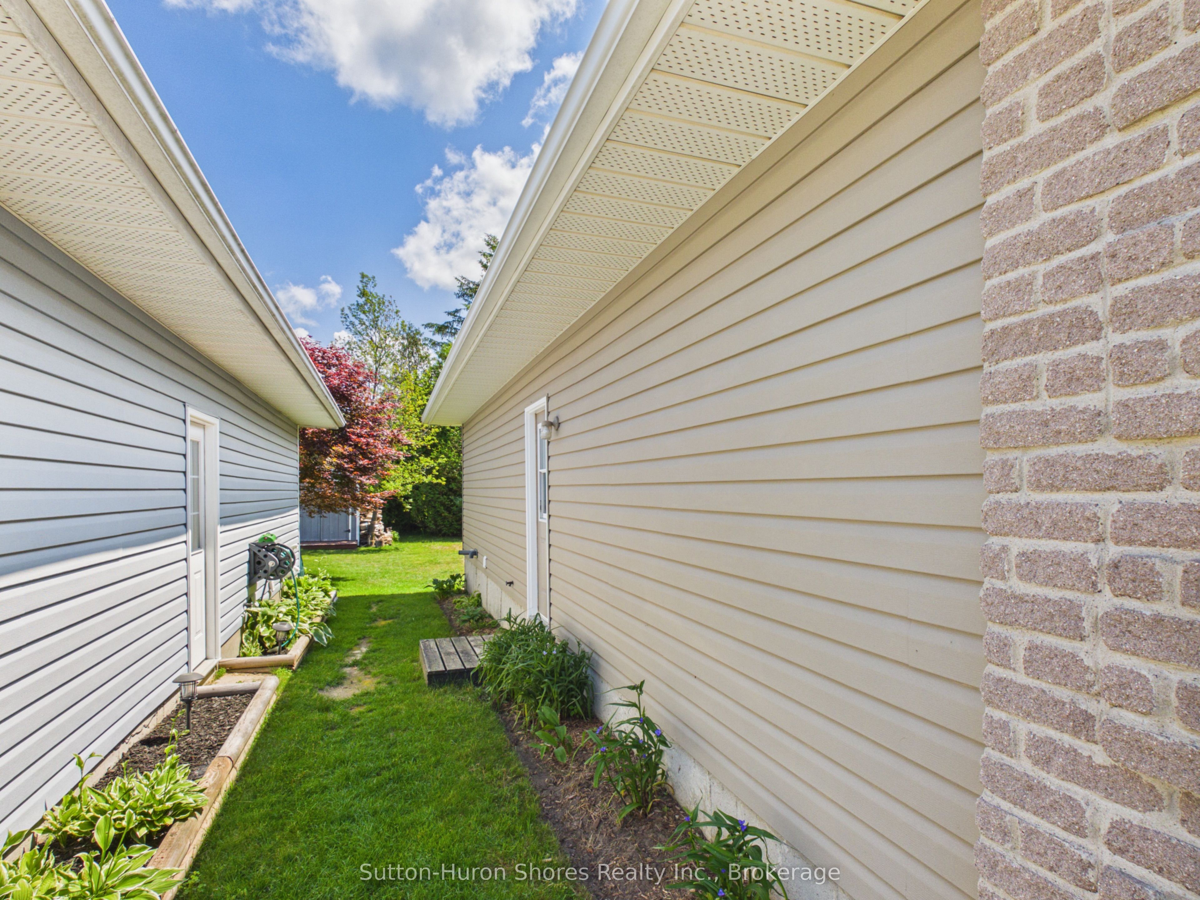14 Eastgate Drive, Saugeen Shores, ON N0H 2L0 photo 3