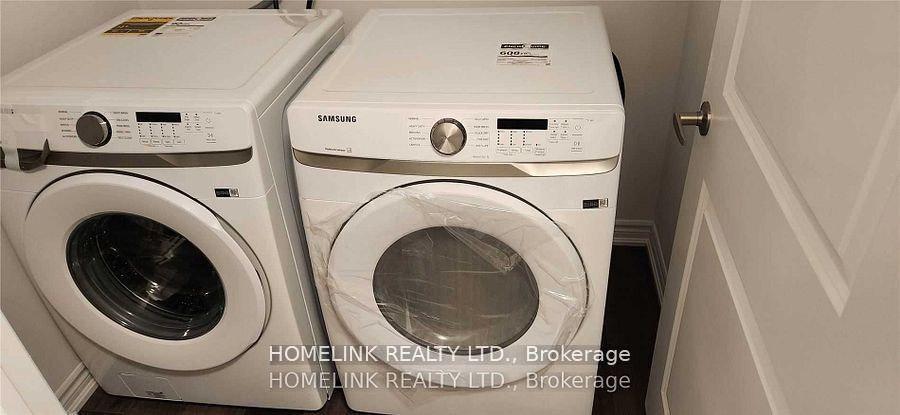 61 Soho Street 121, Hamilton, ON L8J 2R5 photo 2