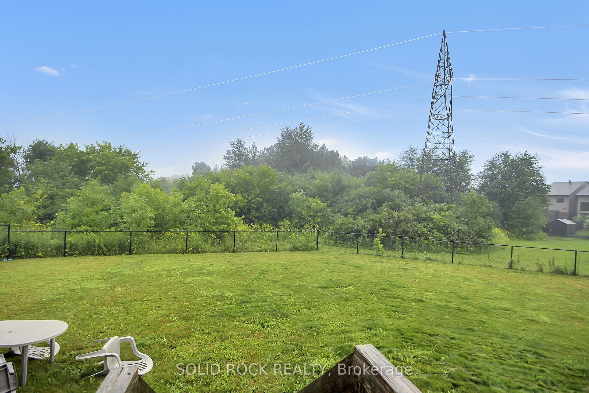 520 GRAND TULLY Way, Blossom Park - Airport and Area, ON K1V 2M1 photo 4