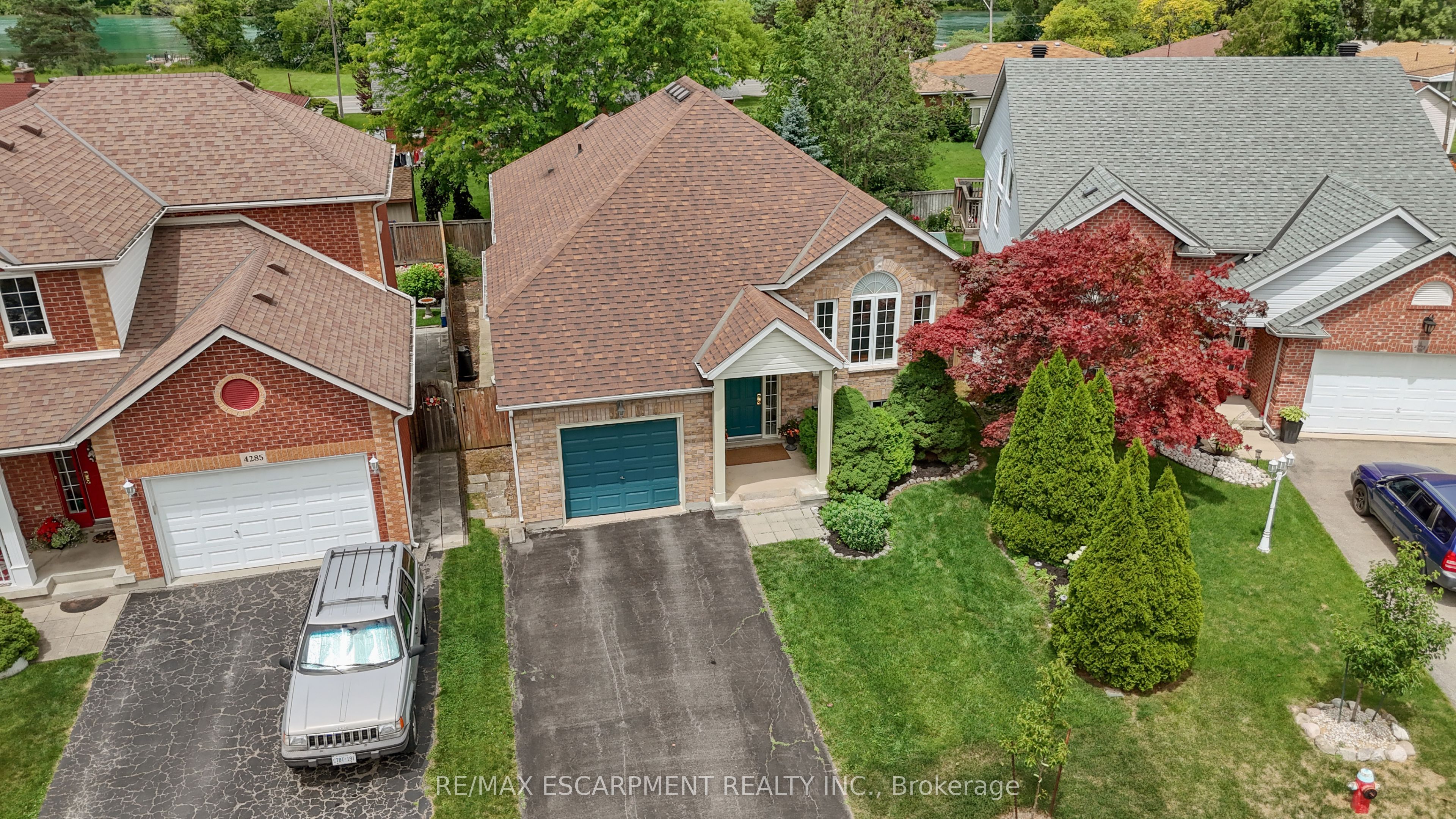 4279 SOUTHERLAND Court, Niagara Falls, ON L2G 7W4 photo 5