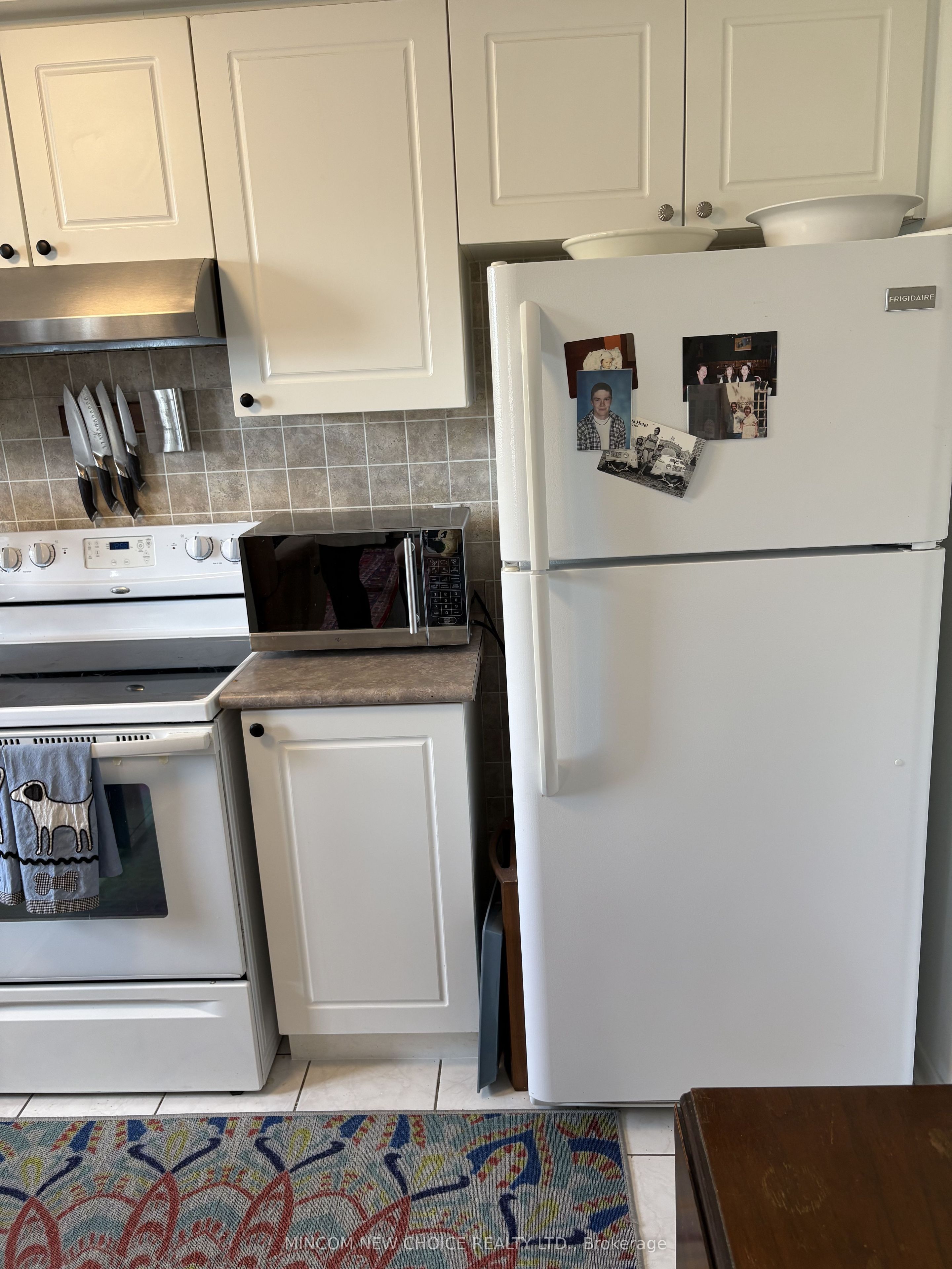 2432 Woodglade Boulevard N, Peterborough, ON K9K 2K9 photo 3
