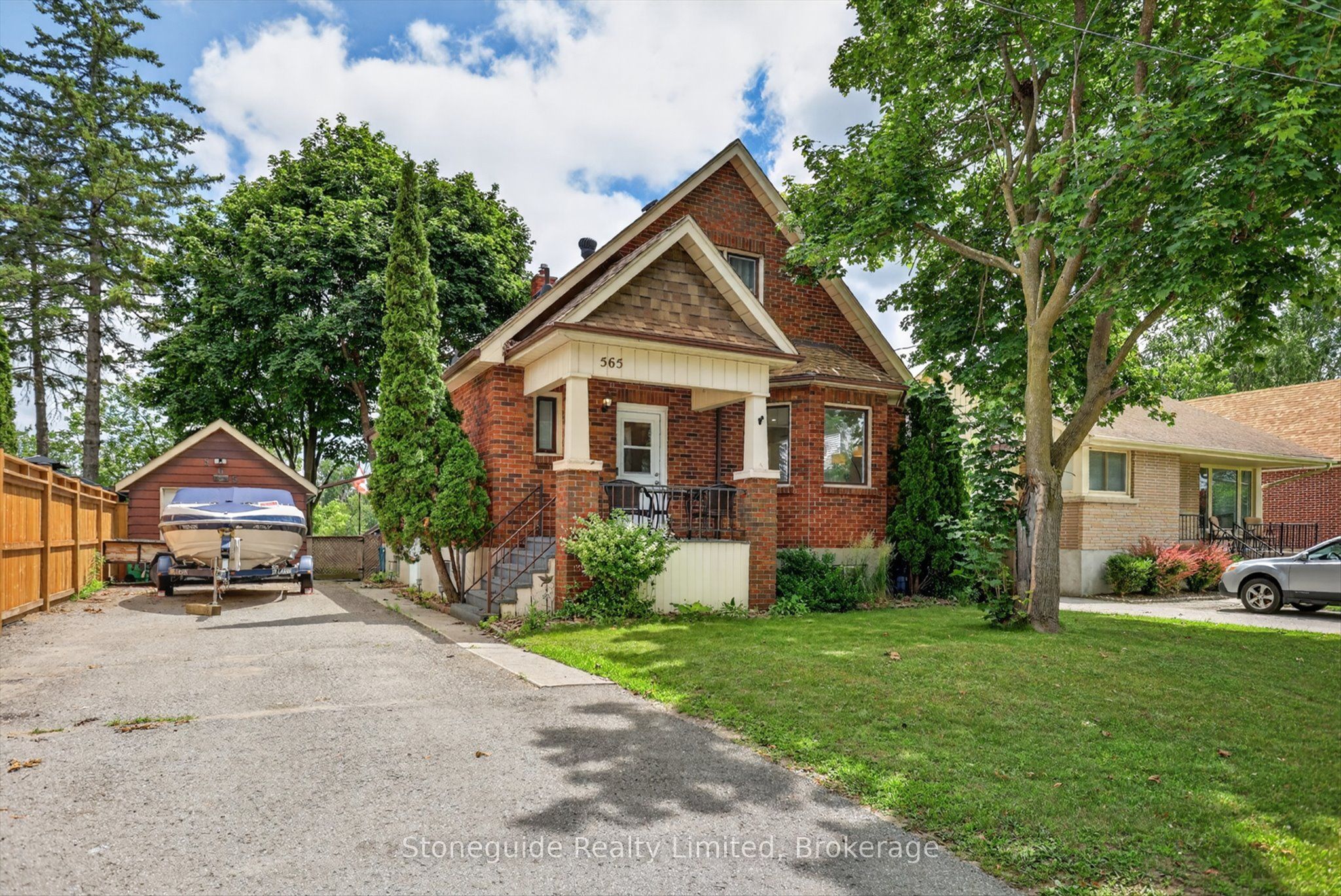 565 Riverside Drive, Peterborough, ON K9J 3Y9 photo 2