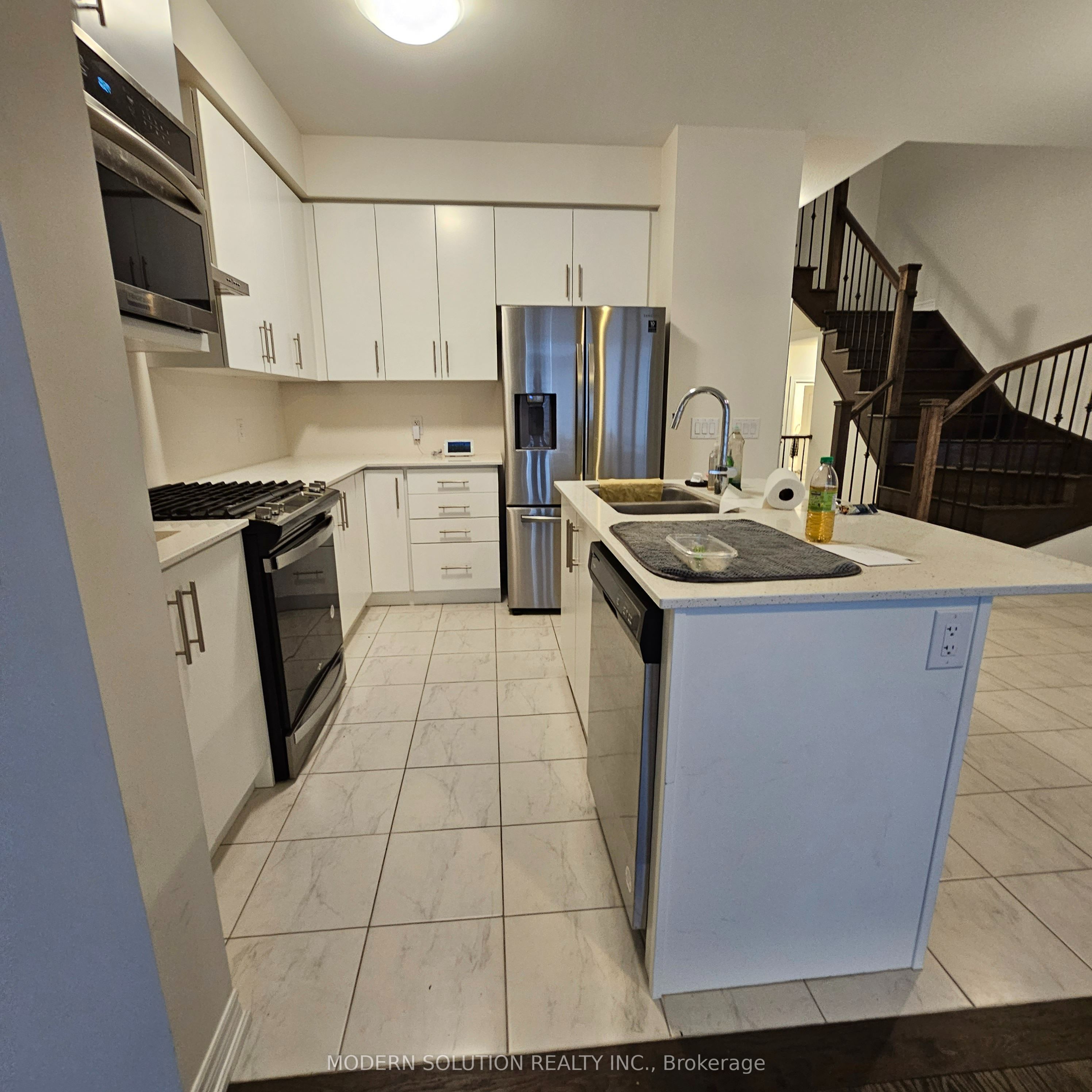 23 Gloria Street, Kitchener, ON N0B 2E0 photo 5