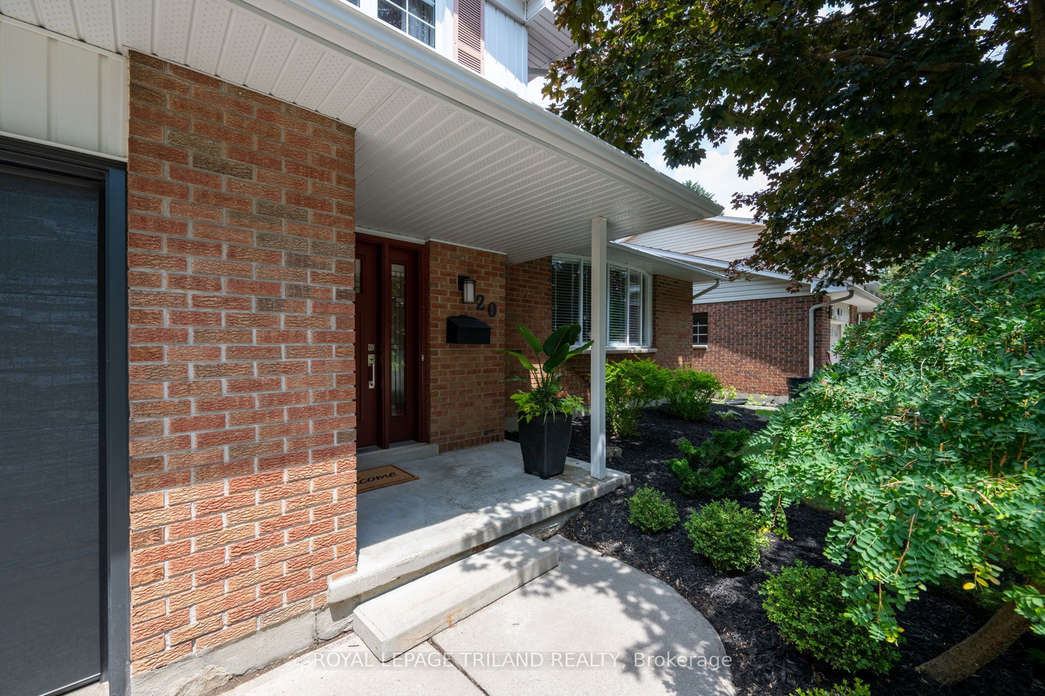 20 Meadowview Road, London South, ON N6J 4E6 photo 4