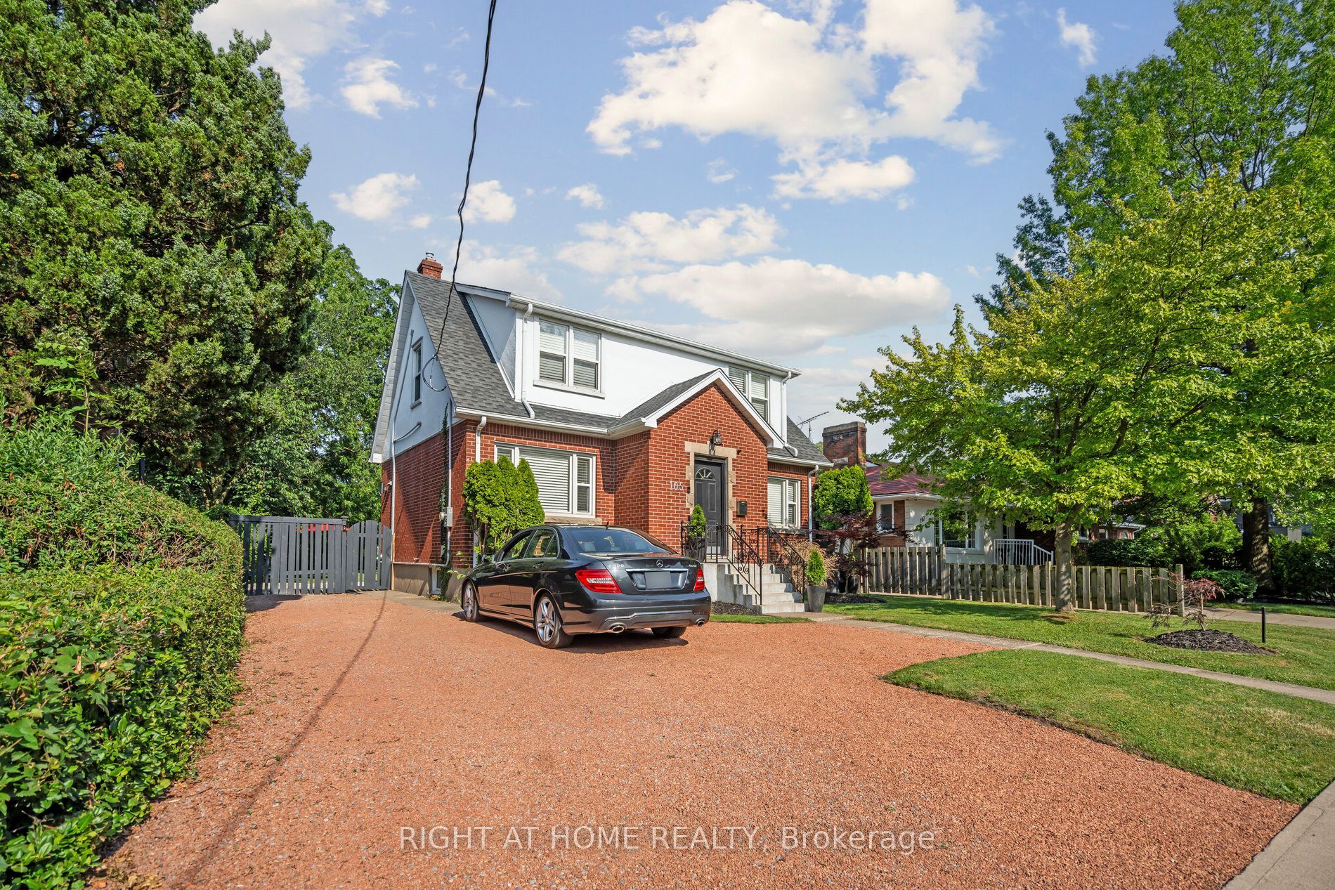 105 Glenridge Avenue, St. Catharines, ON L2R 4X5