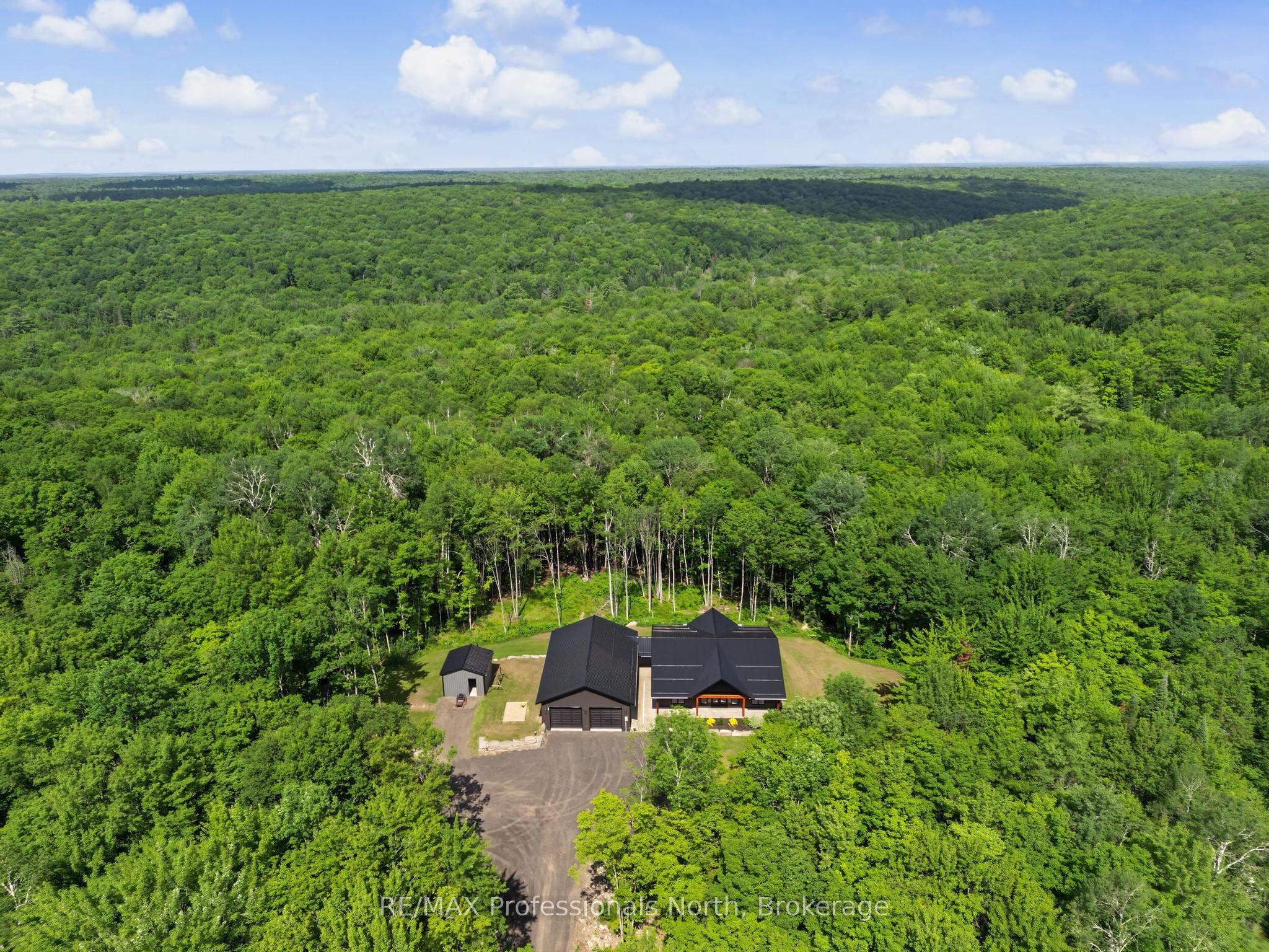 1541 Bobcaygeon Road, Minden Hills, ON K0M 2K0 photo 4