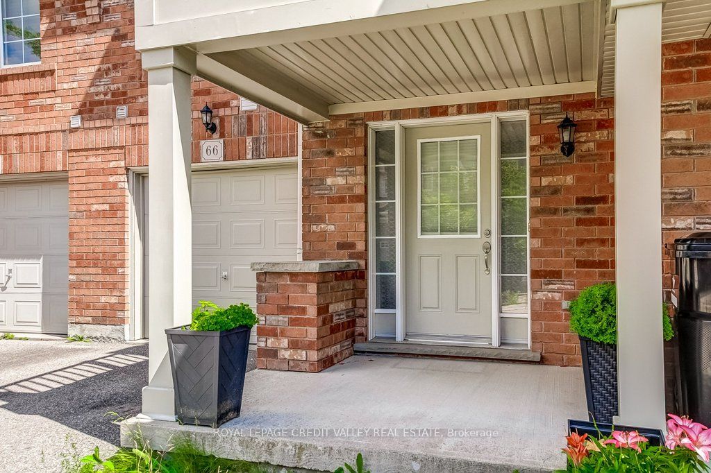 71 Garth Massey Drive 66, Cambridge, ON N1T 2G8 photo 3