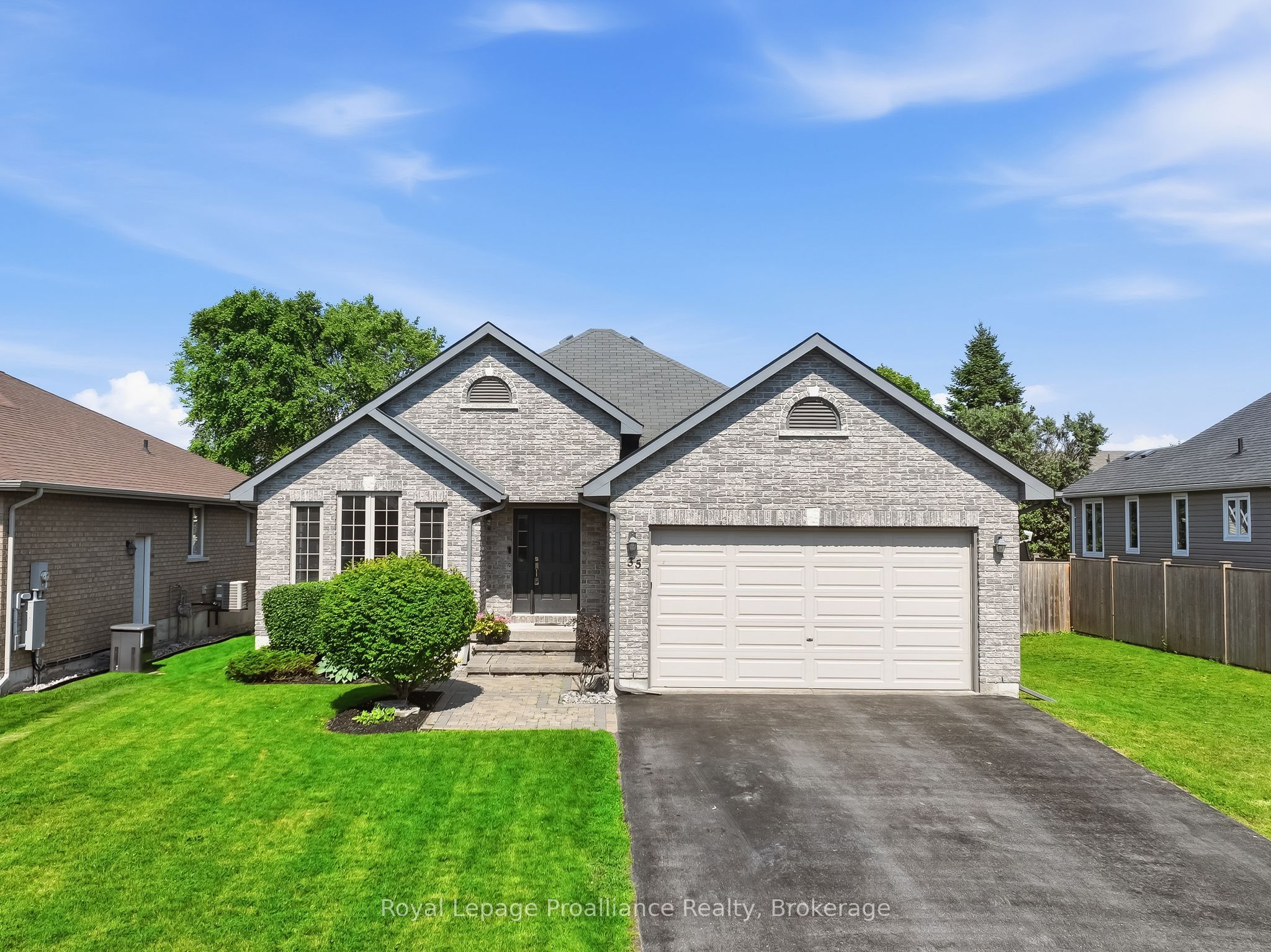 35 Ward Drive, Brighton, ON K0K 1H0
