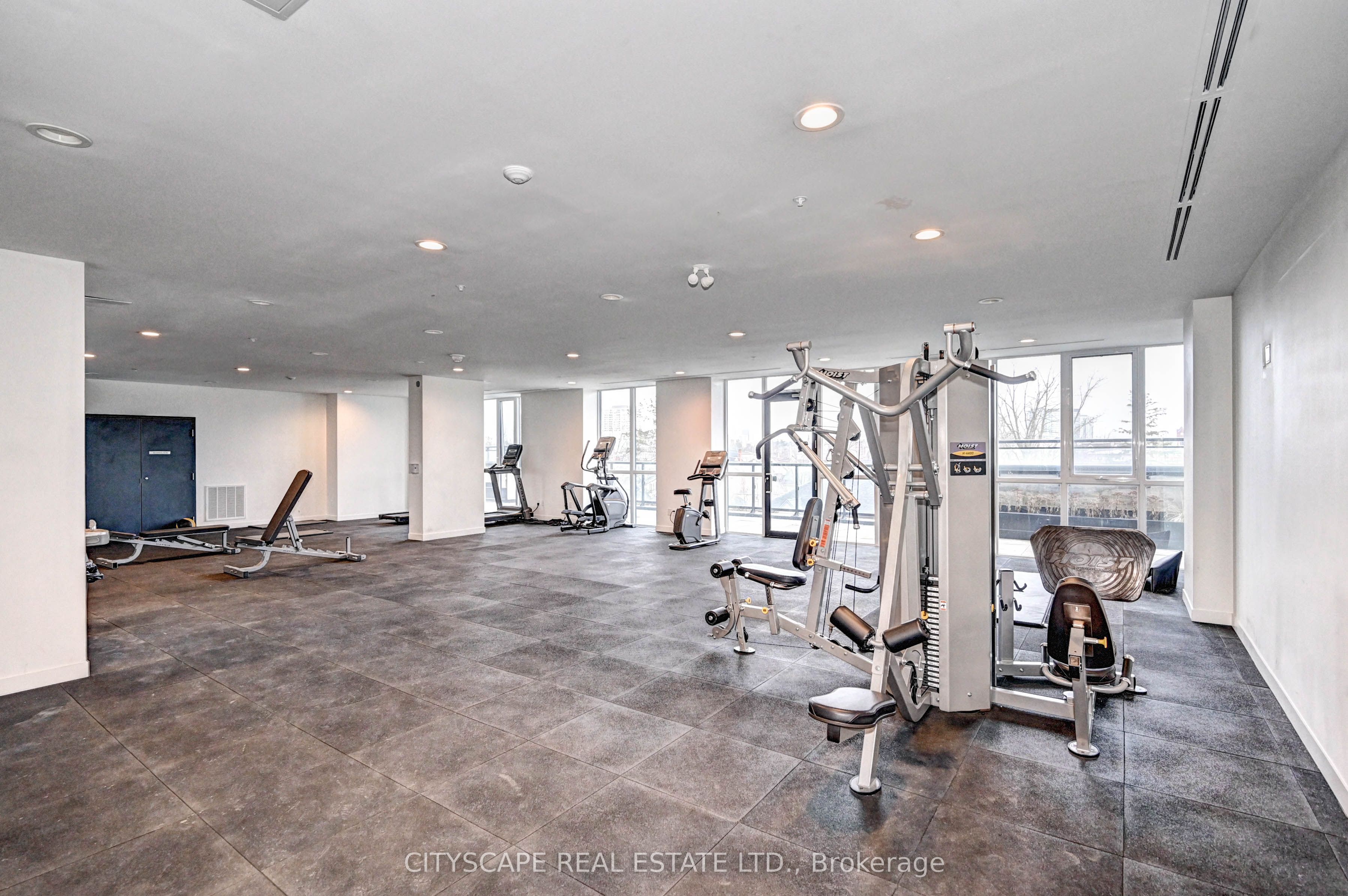 128 King Street 1106, Waterloo, ON N2J 0E9 photo 4