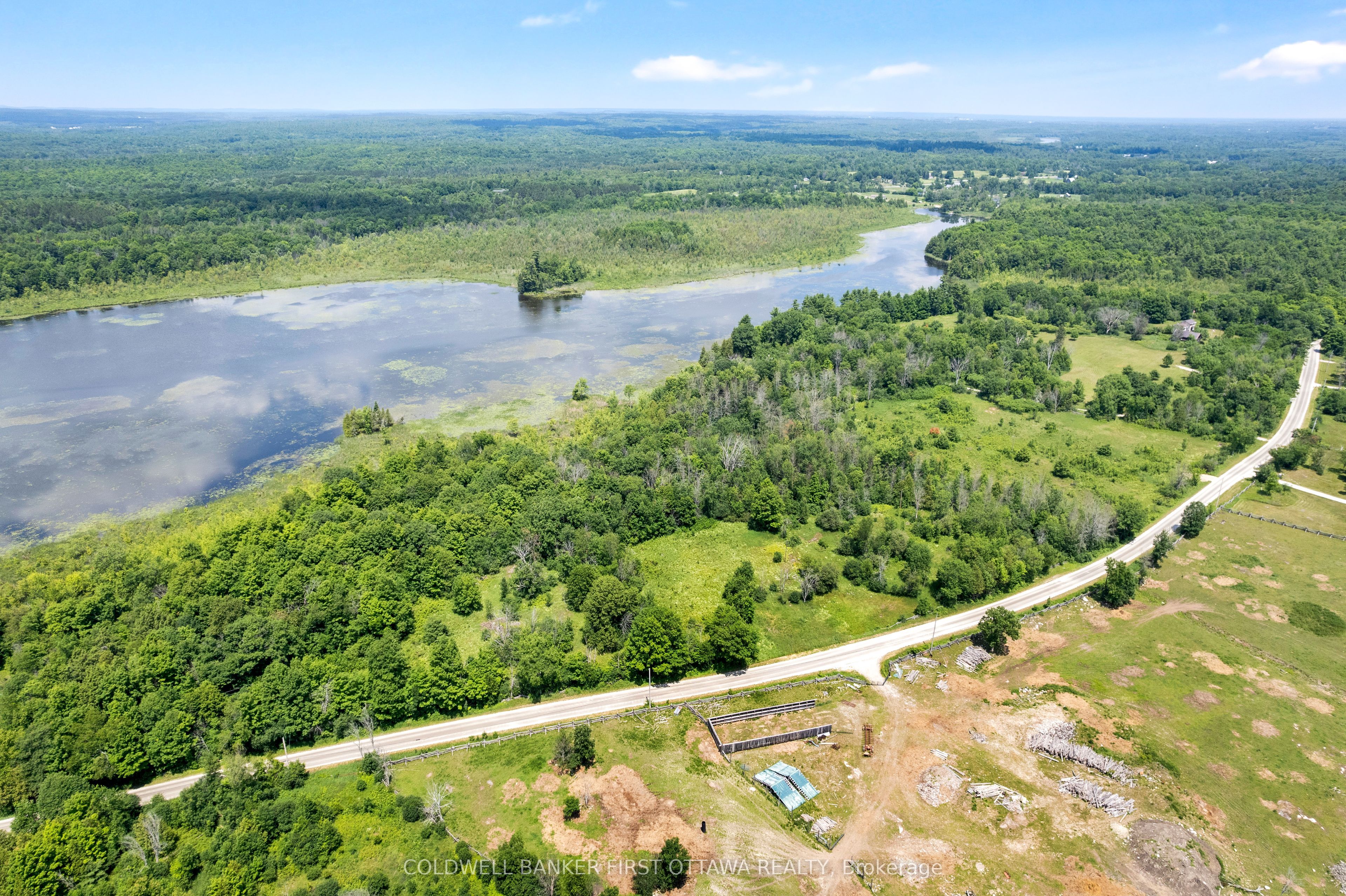 476 Ennis Road, Tay Valley, ON K0G 1A0