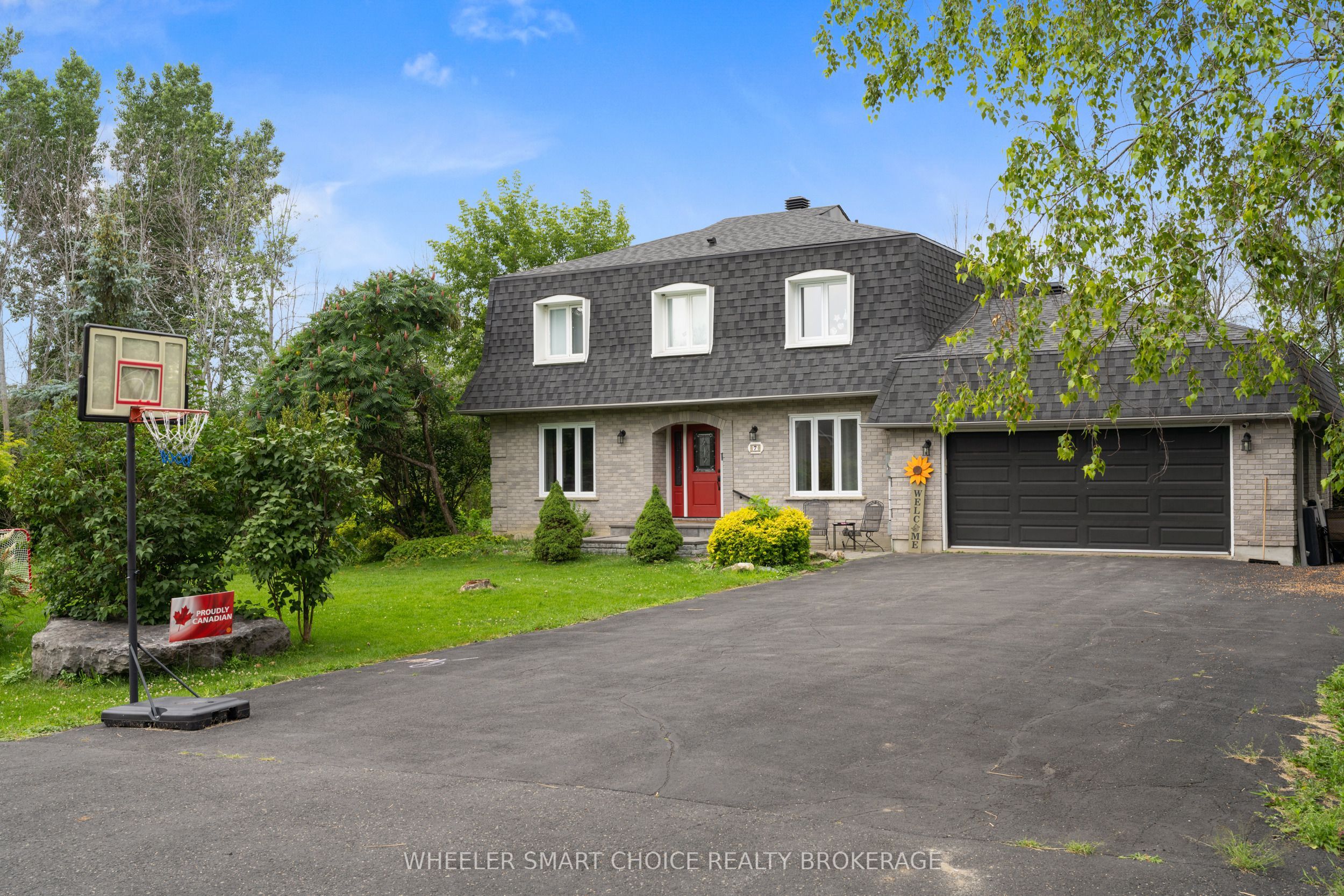 7 Loyalist Crescent, South Stormont, ON K0C 1M0