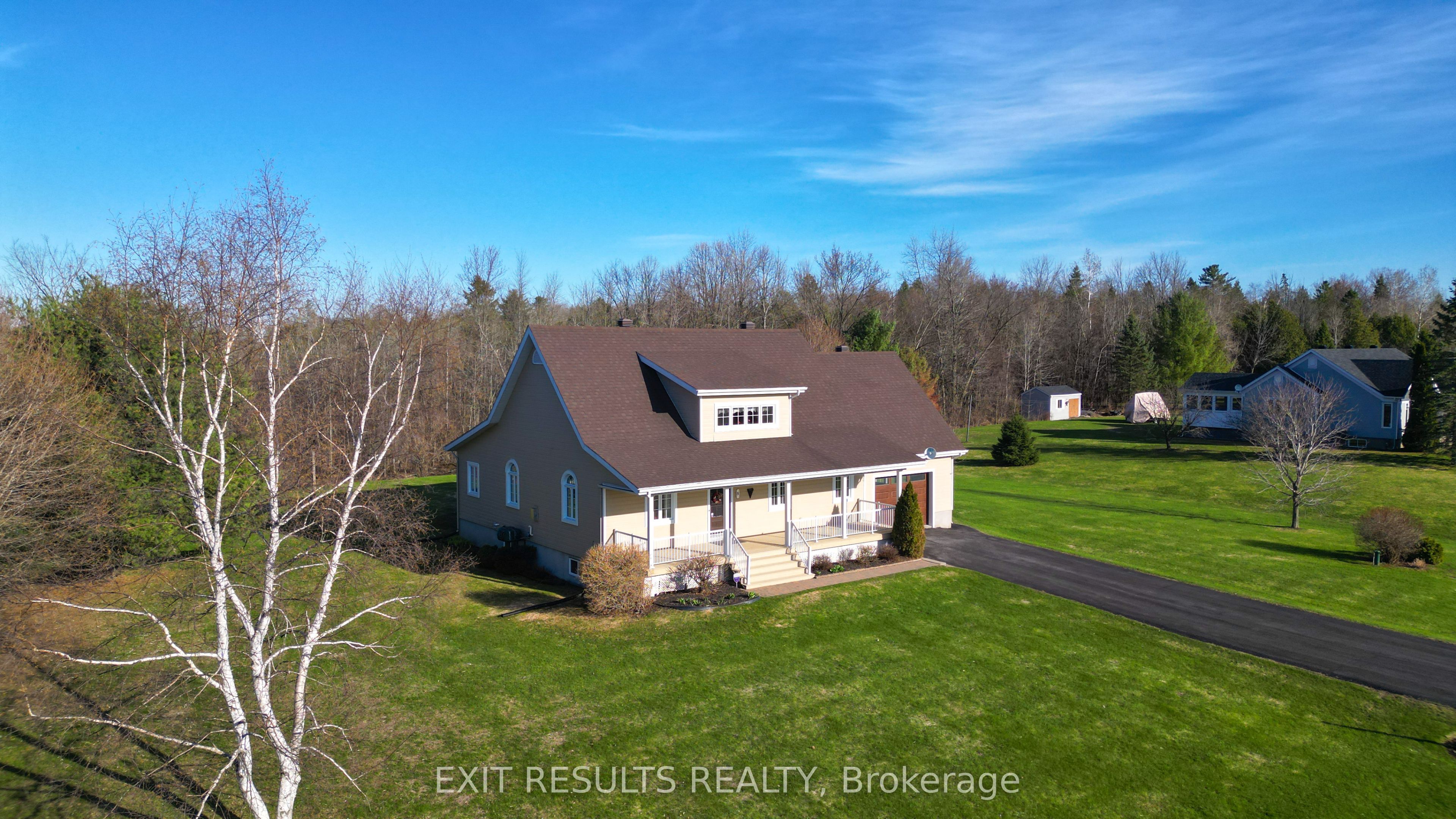 8 Ravary Street, Champlain, ON K0B 1K0 photo 3