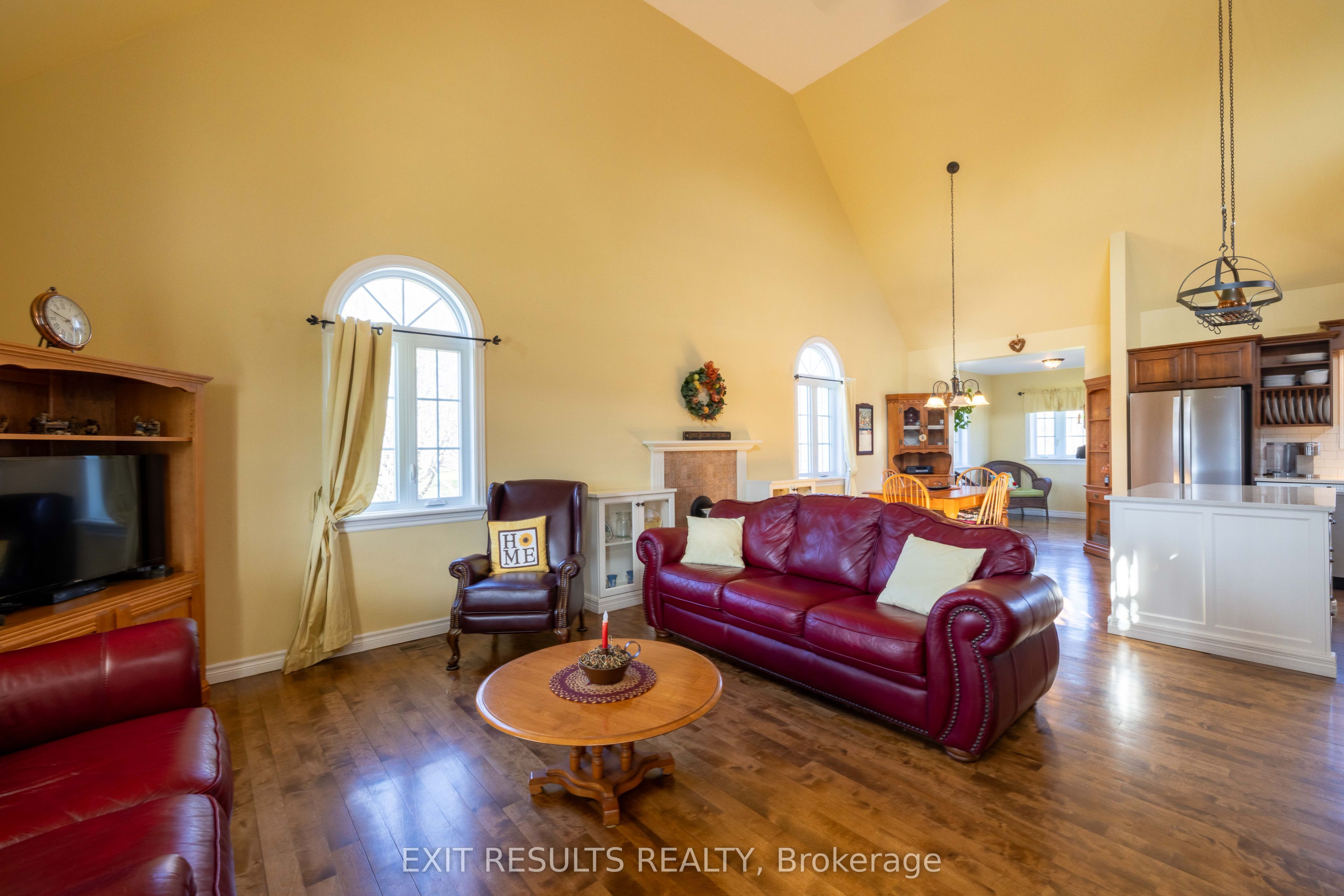 8 Ravary Street, Champlain, ON K0B 1K0 photo 5