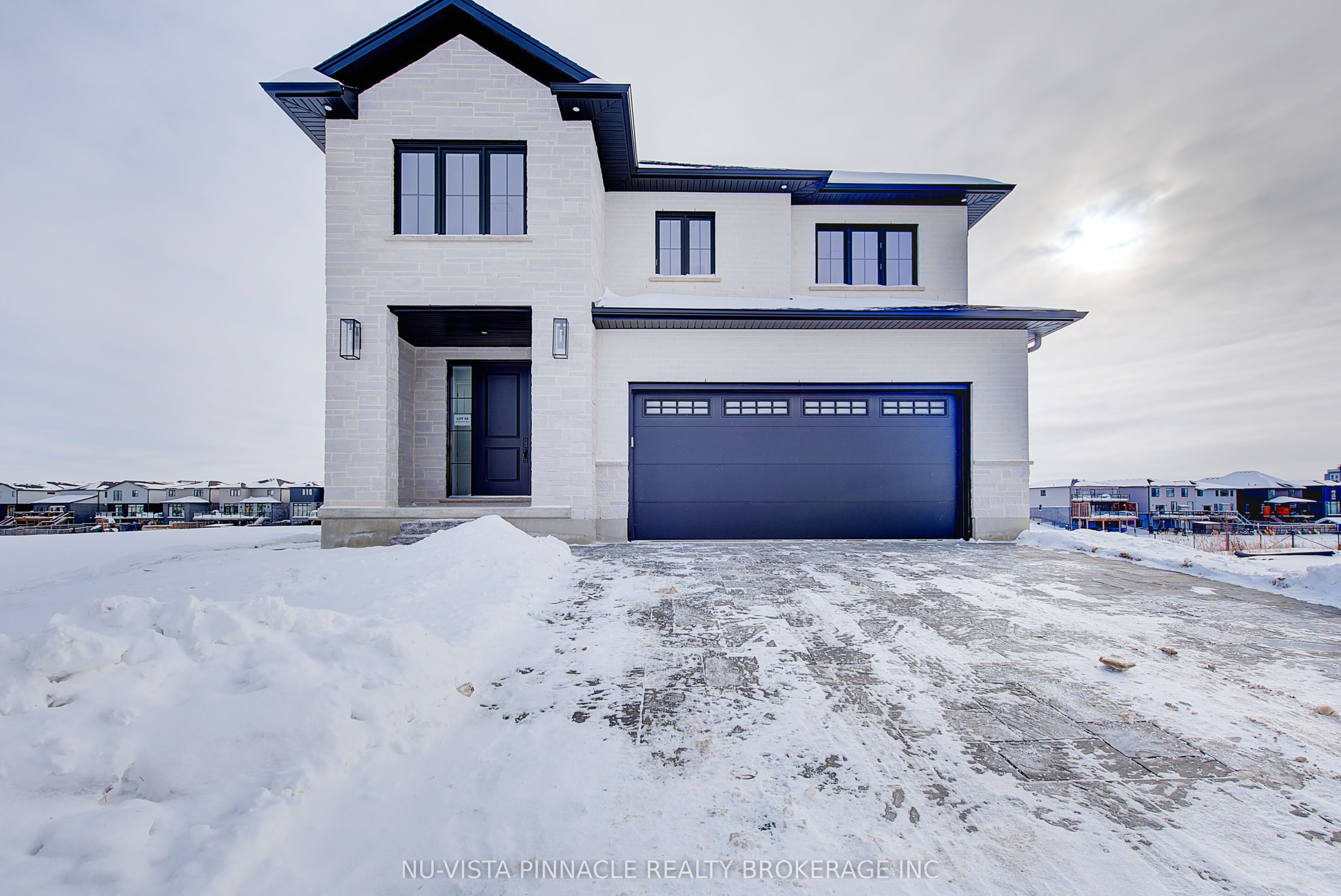 2693 HEARDCREEK Trail, London North, ON N6G 0Z8 photo 2